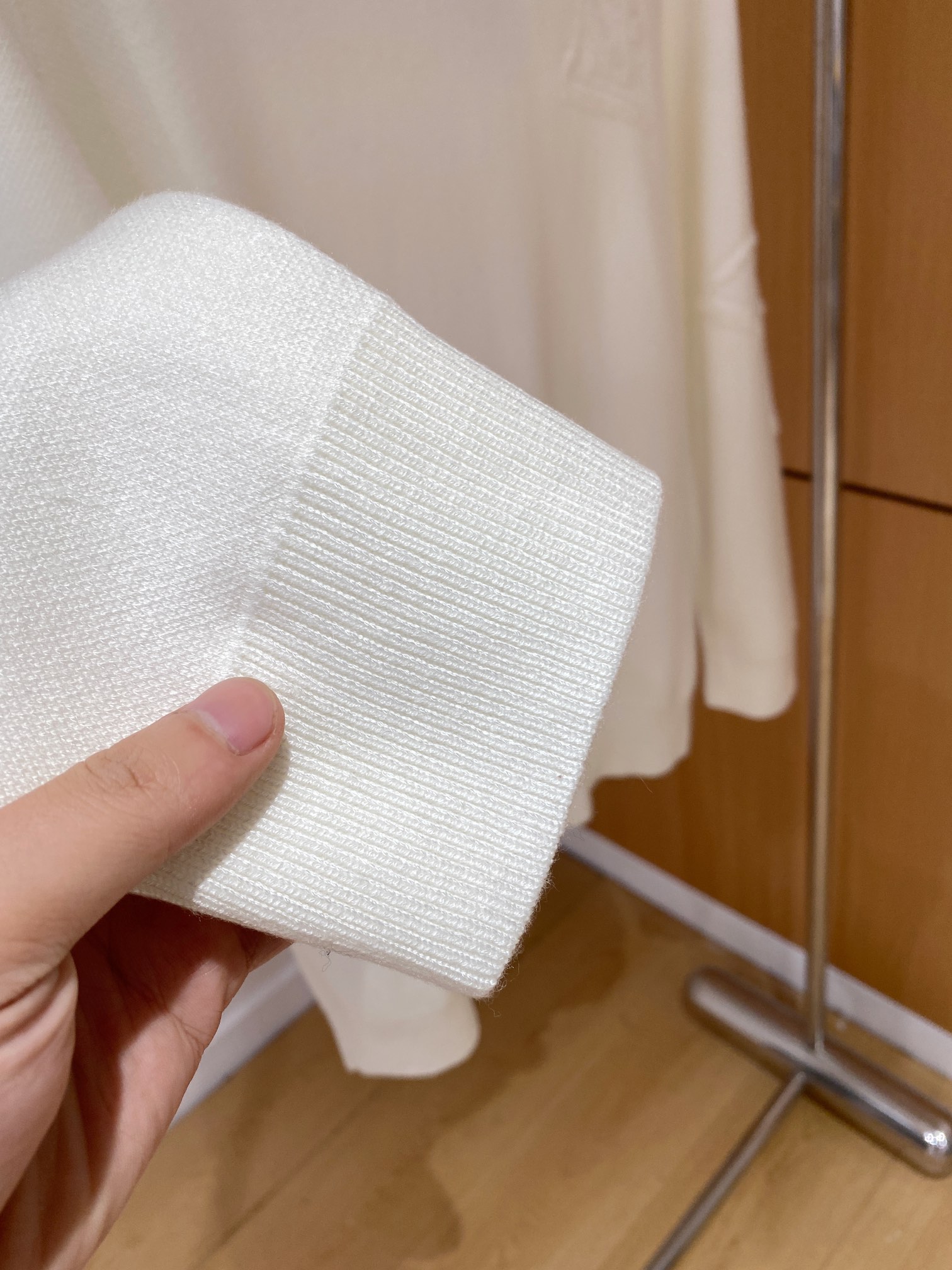 普拉达 毛衣 2025秋冬最新系列，专柜1:1顶级复刻，全品相！加厚款，潮人必备单品！懂货的老铁赶紧下手