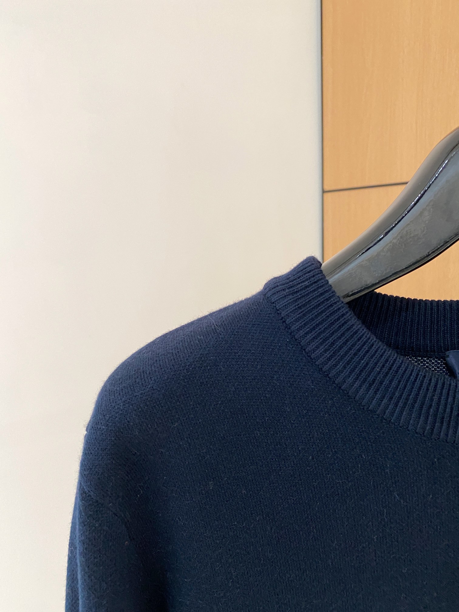 普拉达 毛衣 2025秋冬最新系列，专柜1:1顶级复刻，全品相！加厚款，潮人必备单品！懂货的老铁赶紧下手