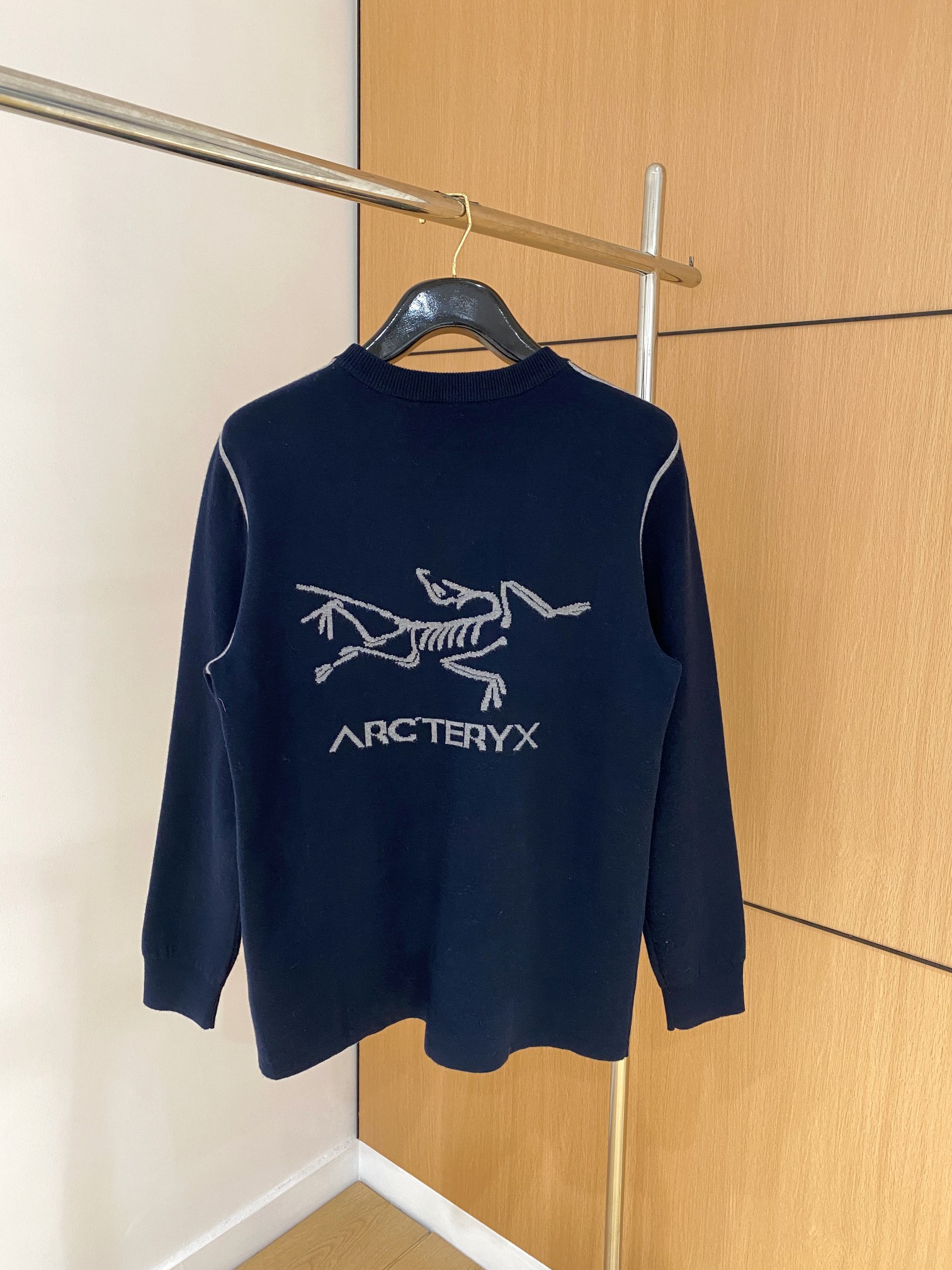 始祖鸟 毛衣 2025秋冬最新系列，专柜1:1顶级复刻，全品相！加厚款，潮人必备单品！懂货的老铁赶紧下手