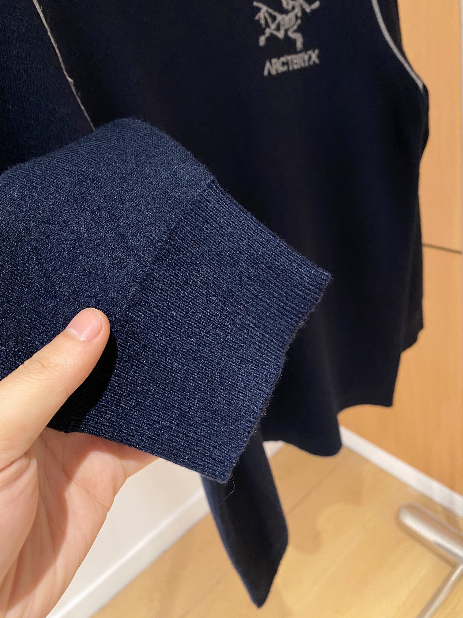 始祖鸟 毛衣 2025秋冬最新系列，专柜1:1顶级复刻，全品相！加厚款，潮人必备单品！懂货的老铁赶紧下手