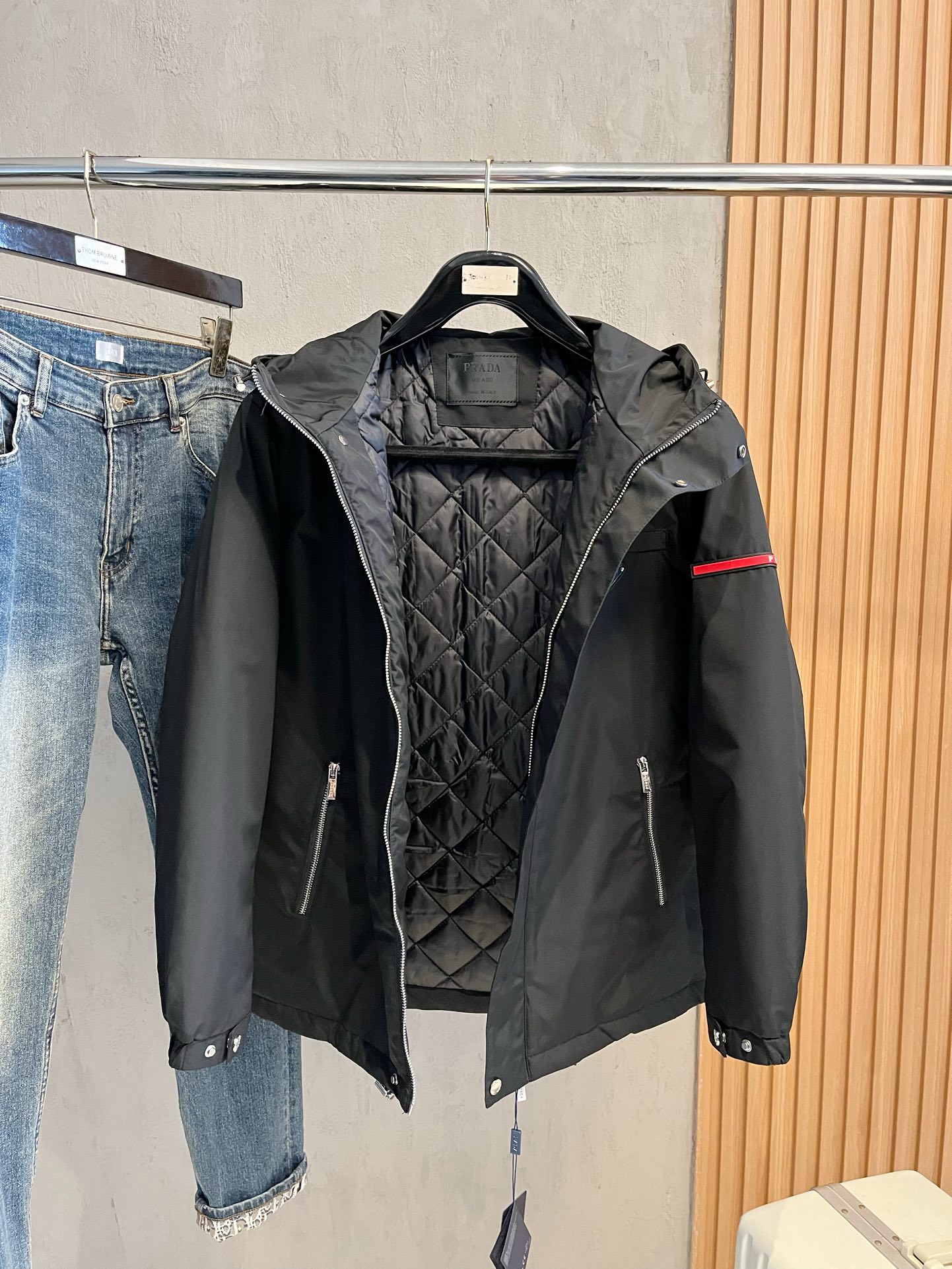 普拉达 三标齐全 2024冬季新款棉服加棉外套,秀场新品 5