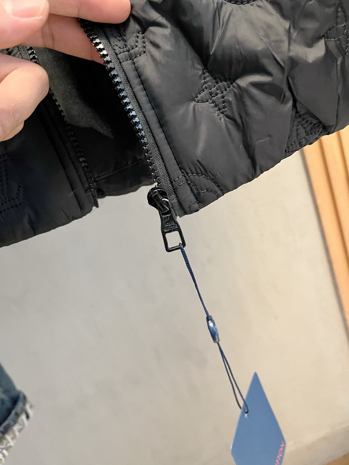 LV 三标齐全 2024冬季新款棉服加棉外套,秀场新品 8