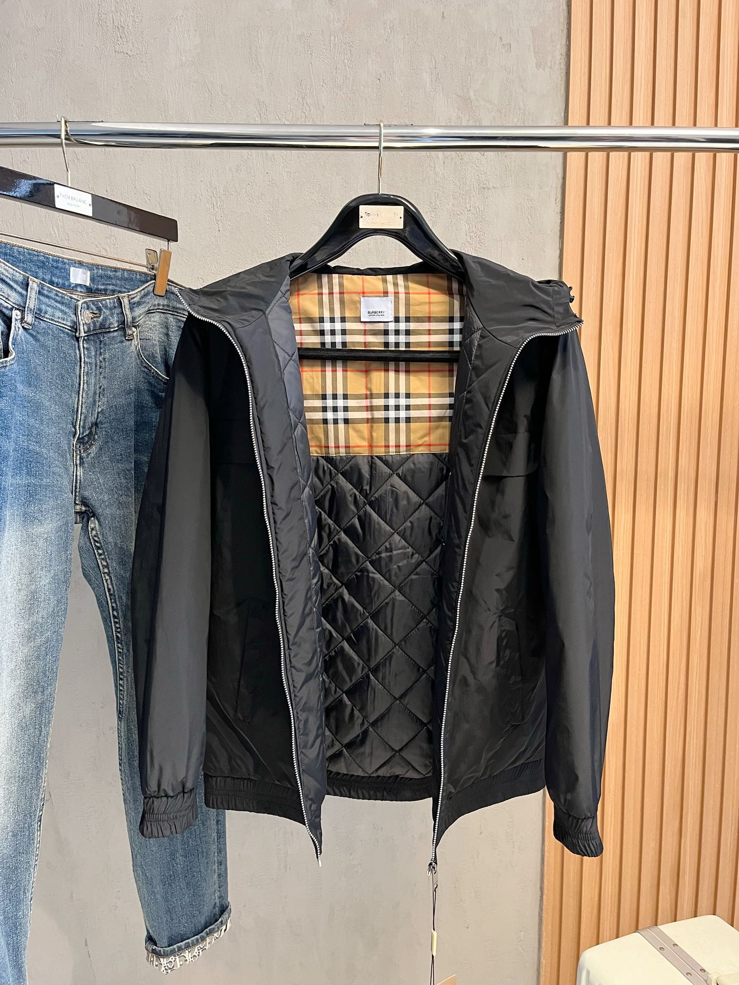 巴宝莉 三标齐全 2024冬季新款棉服加棉外套,秀场新品 5