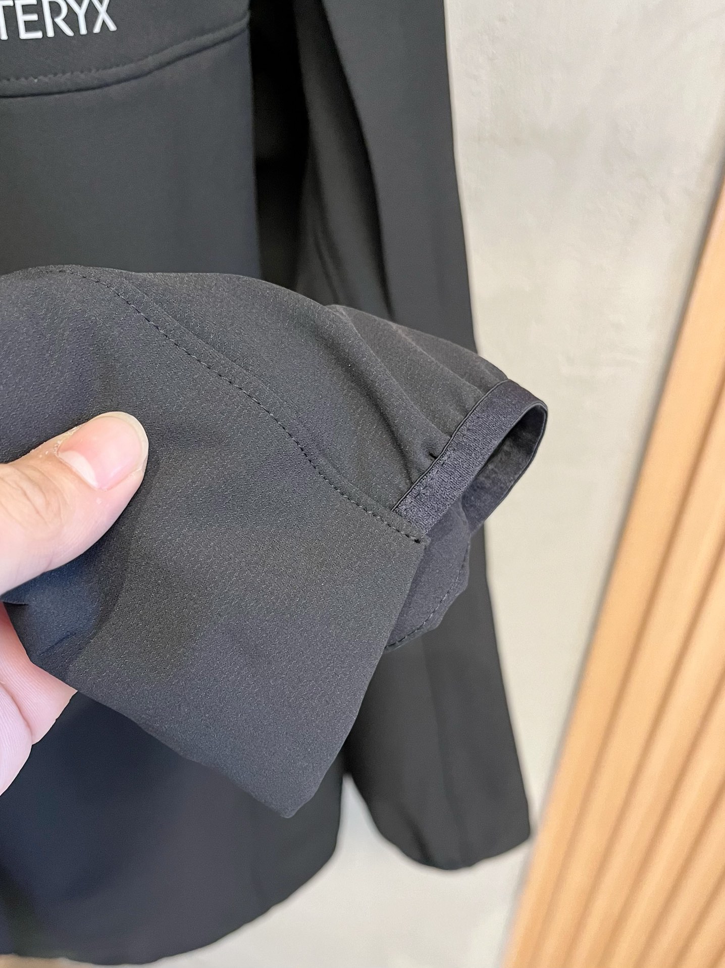 新品上市   始祖鸟 家ss秋冬新款连帽加绒外套 原版1:1订制五金配件全进口原版定制 欢迎专柜对比 超