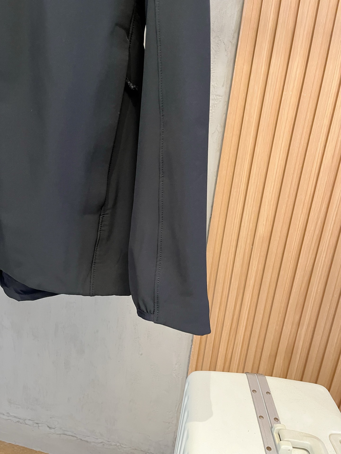 新品上市   始祖鸟 家ss秋冬新款连帽加绒外套 原版1:1订制五金配件全进口原版定制 欢迎专柜对比 超