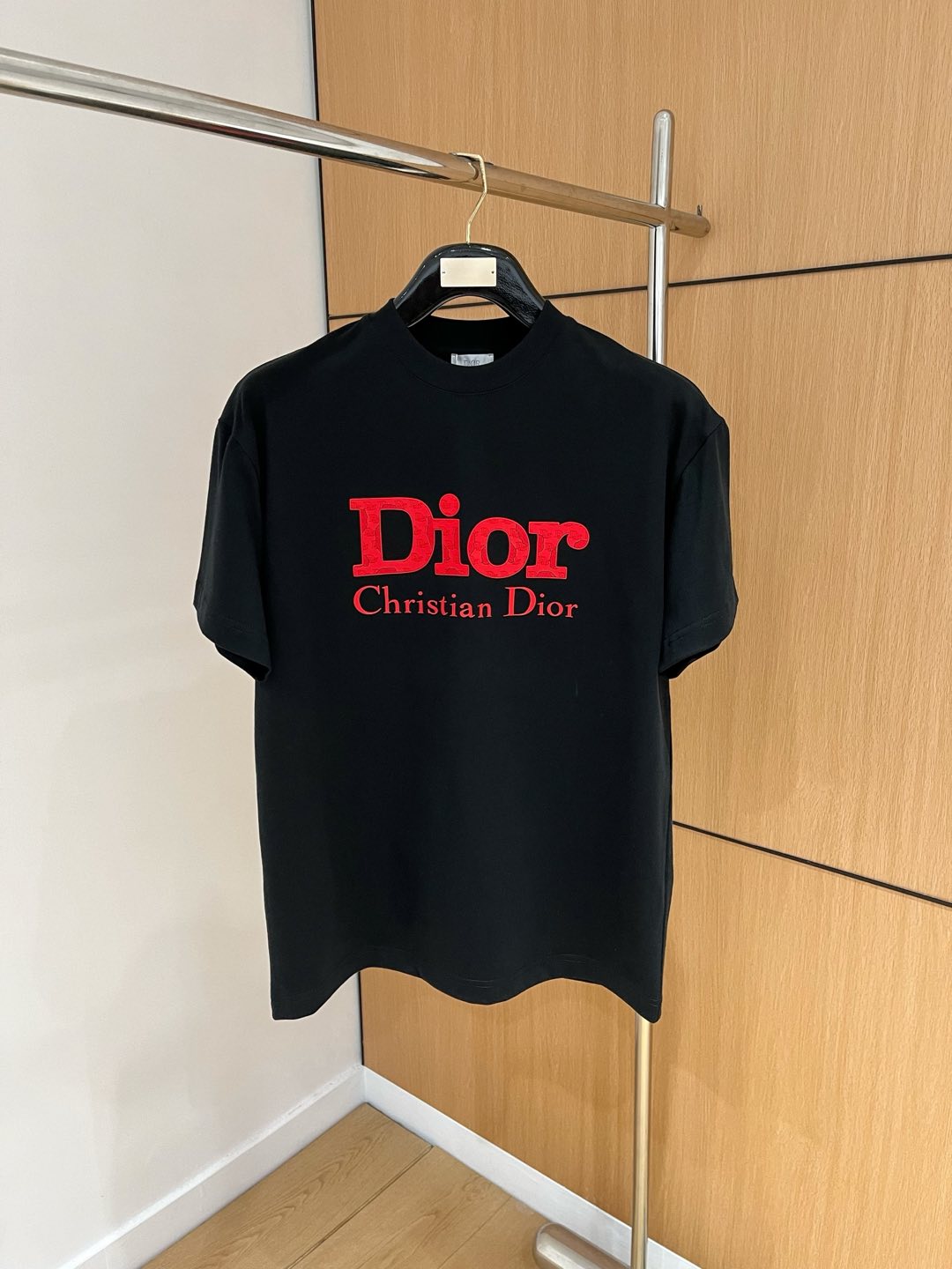 NO:133078,Dijia 2025 autumn and winter new thickened original single men's casual base short-sleeved T-shirt!  High-end customization, high-end version, fashionable and versatile, loose version, original imported 420g double-strand pure cotton fabric, threaded cuffs, neckline hem, super soft and delicate, skin-friendly and comfortable to wear, high-end boutique, OEM, fine-made top body, very good, men's essential items, three-standard size M-3XL maximum size can be worn about 200 catties, dior, T-shirt, tees, t-shirt, alexander wang19860909迪家2025秋冬新款加厚原单男士休闲打底短袖T恤！高端定制 高版本 时尚百搭爆款宽松版型原版进口420克双股纯棉面料 螺纹袖口.领口衣摆 手感超柔软细腻 穿着亲肤舒适 高端精品 代工厂精细做上身非常赞 男士必备单品 三标齐全 尺码M-3XL最大码可穿200斤左右,,dior,T-shirt,tees，t-shirt,alexander wang,Men's clothing