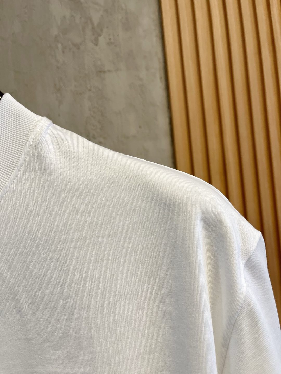 High-End Custom Winter T-Shirt: Soft, High-Quality, Plus Size – 2025 Collection - 图片 3