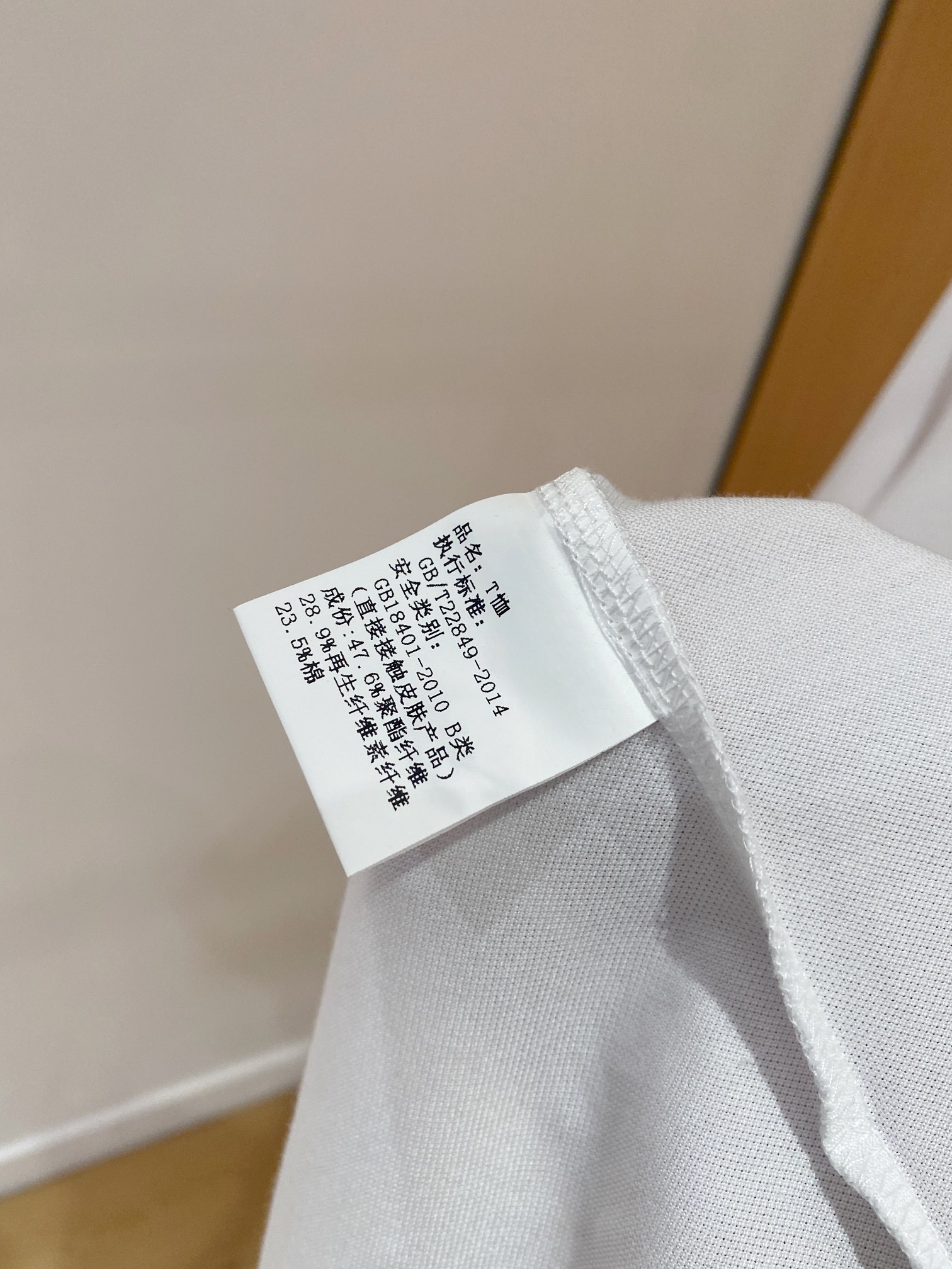   巴宝莉 2025ss夏季新款字母logo男士翻领Polo衫！经典商务男款，高端男装的天花板级别的商务