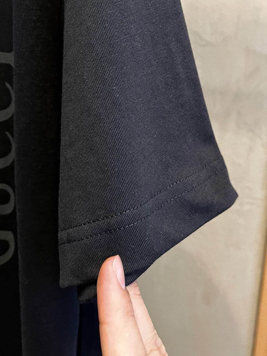  Gucci古驰  单穿打底都是首选 高定面料 240克纯棉 2025春夏新品短袖🍃时尚经典圆领短袖👍🏻