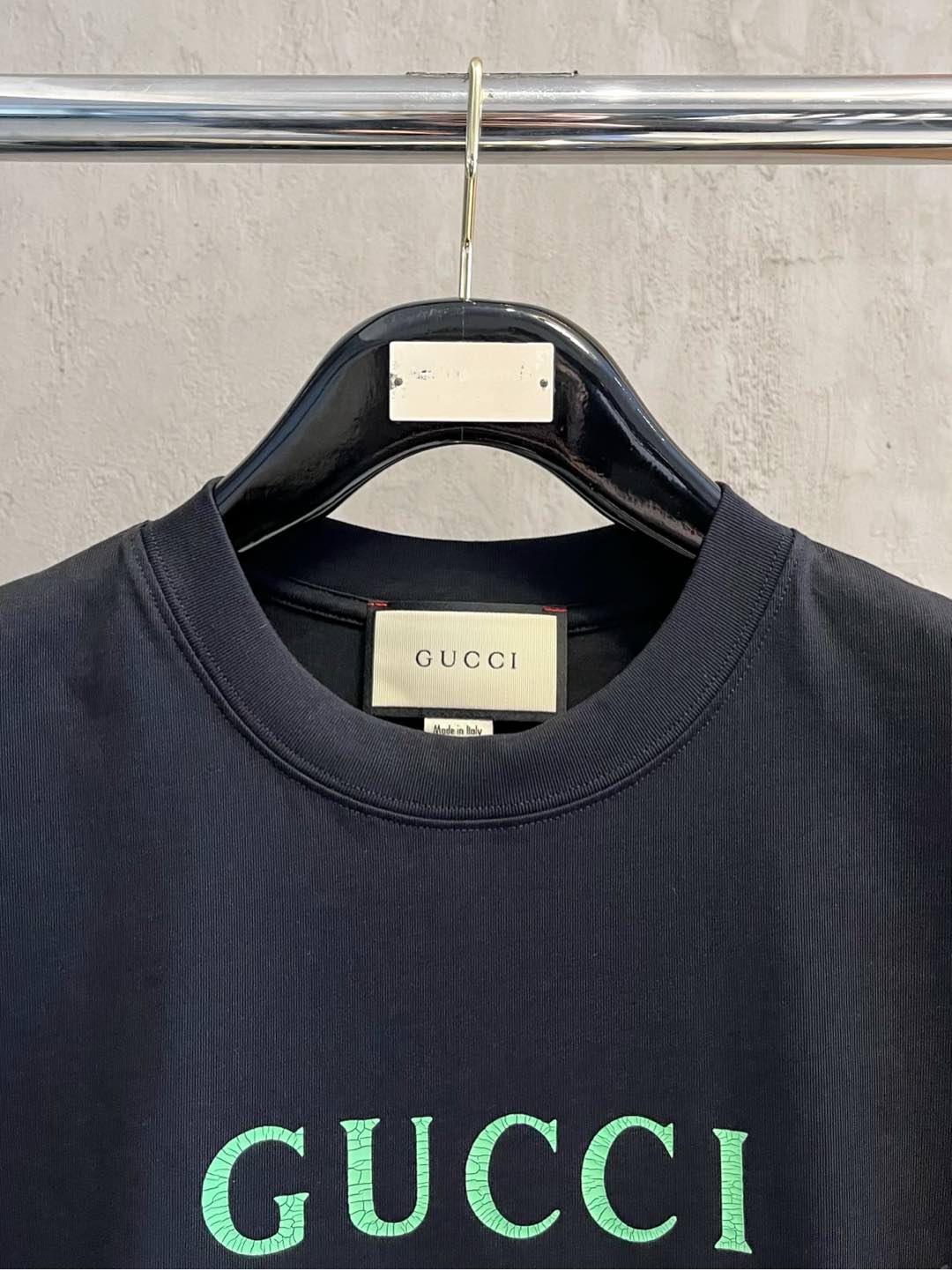  Gucci古驰  单穿打底都是首选 高定面料 240克纯棉 2025春夏新品短袖🍃时尚经典圆领短袖👍🏻