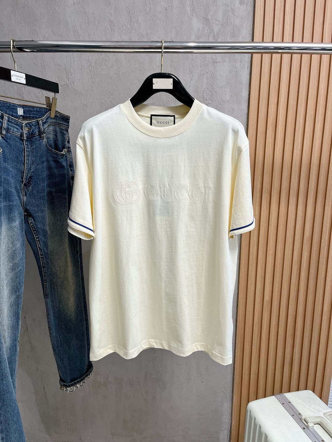  Gucci古驰  单穿打底都是首选 高定面料 240克纯棉 2025春夏新品短袖🍃时尚经典圆领短袖👍🏻