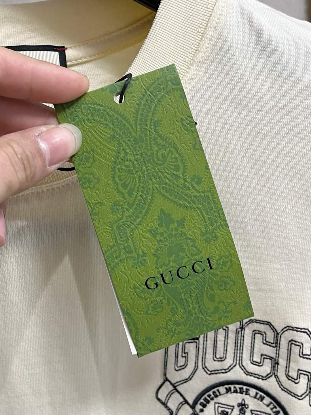  Gucci古驰  单穿打底都是首选 高定面料 240克纯棉 2025春夏新品短袖🍃时尚经典圆领短袖👍🏻
