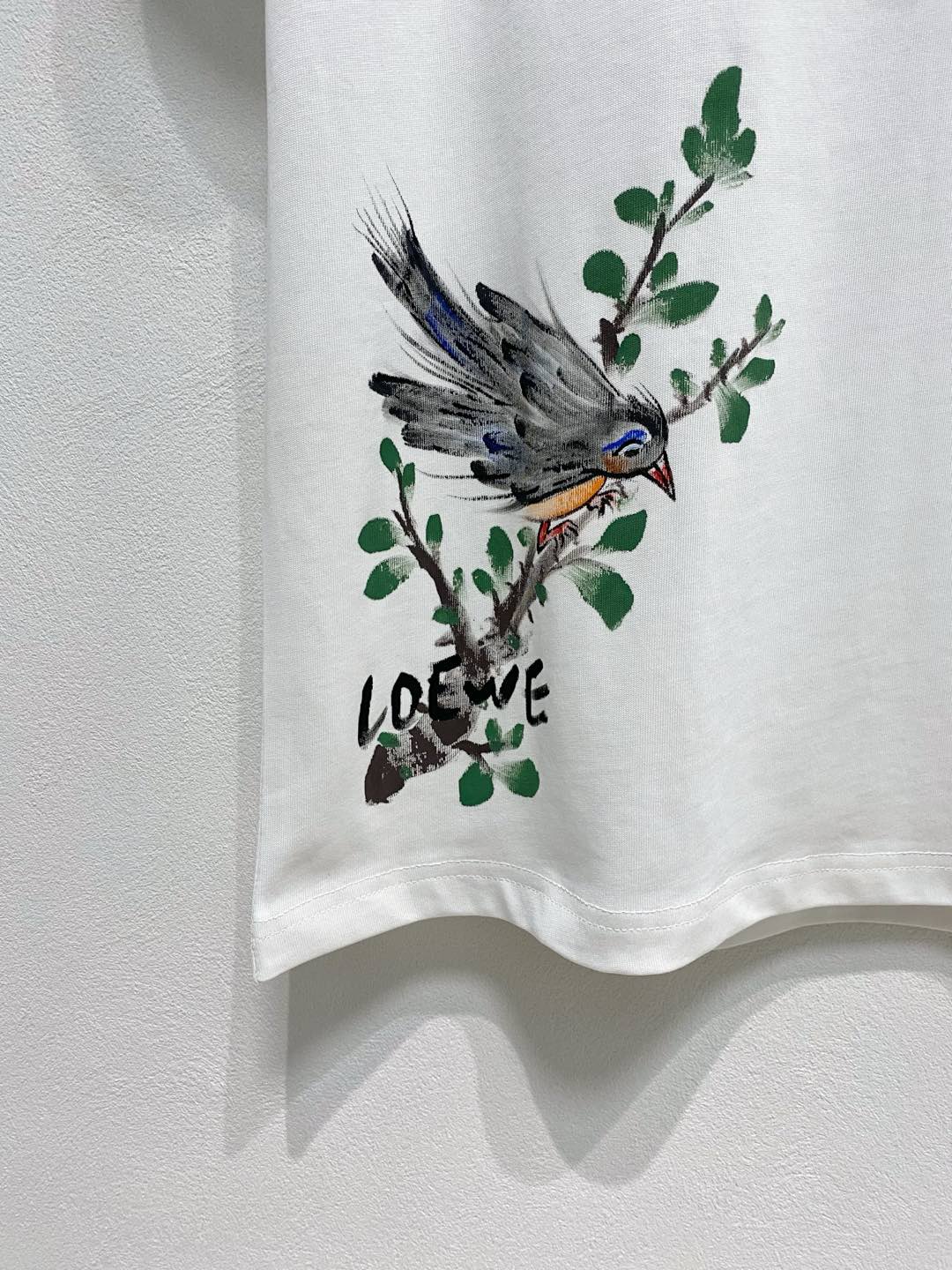  罗意威 高定面料 玉蚕丝般的丝滑 2025春夏新品上市🍃时尚经典圆领短袖👍🏻时尚单品设计，更加时尚舒适