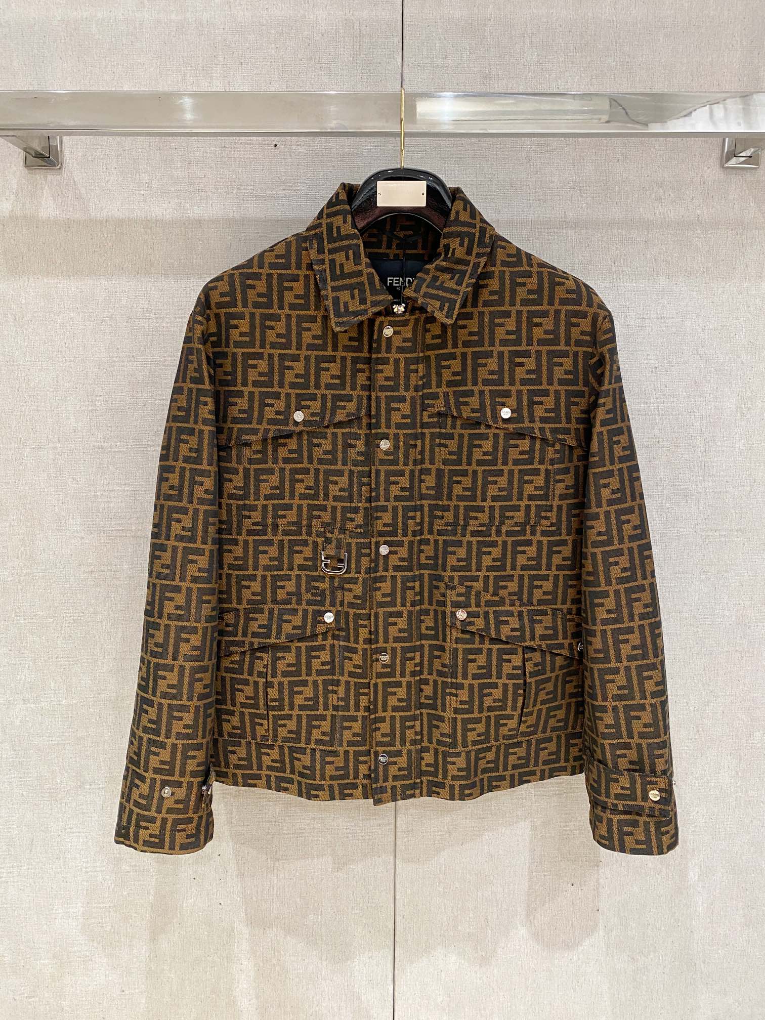 High-End Custom Man’s Jacket 2025: Impeccable Design, Comfortable Fit, Brand Element, High Quality