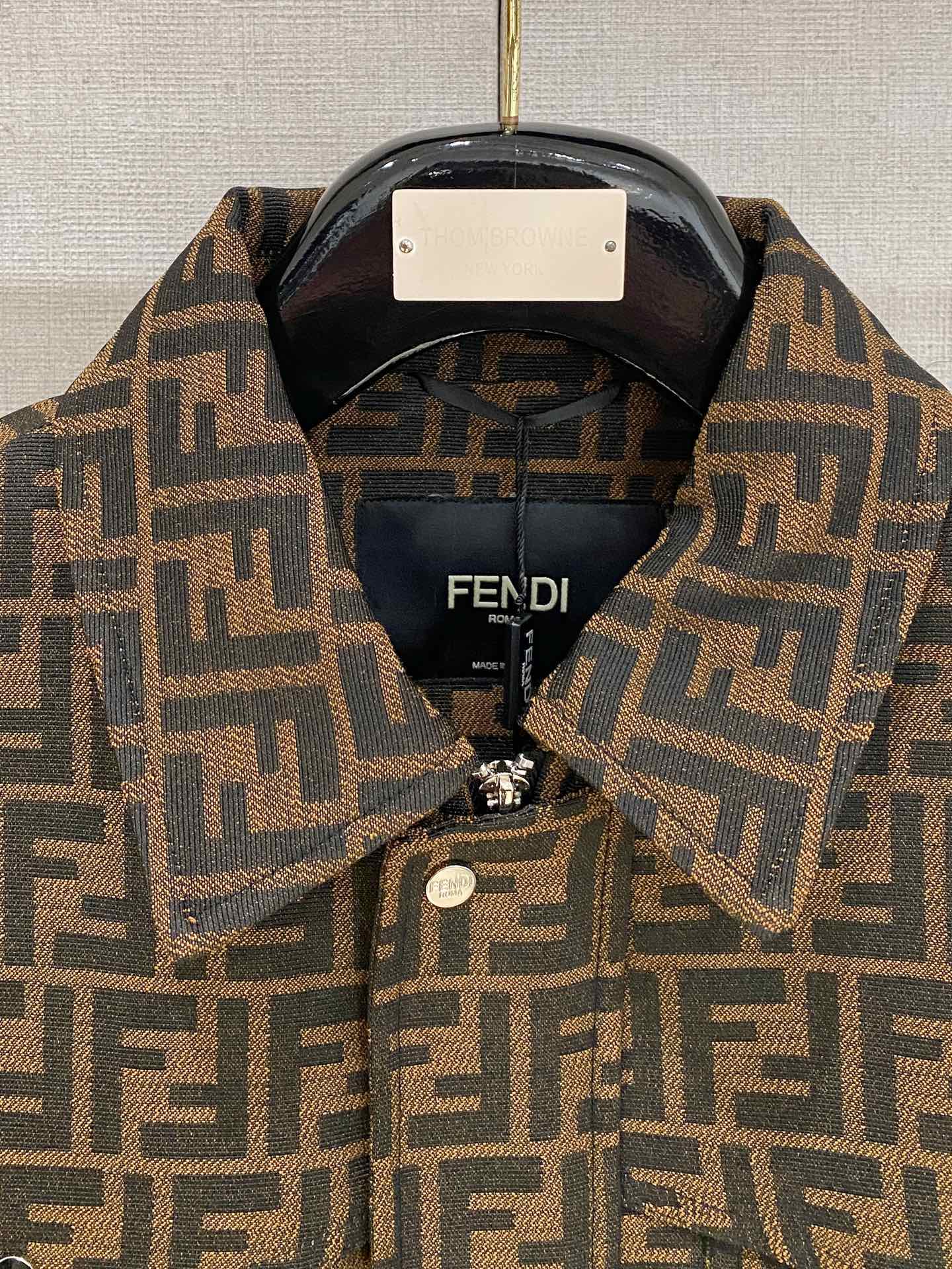 High-End Custom Man’s Jacket 2025: Impeccable Design, Comfortable Fit, Brand Element, High Quality - 图片 2