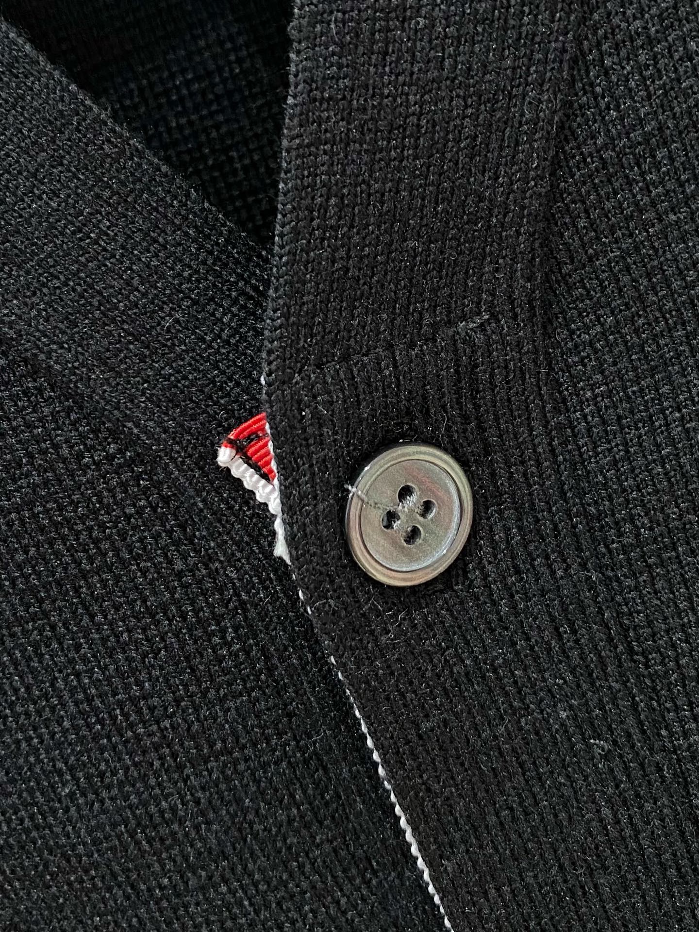 TB 25官网秋冬季最新款开衫毛衣，专柜同步在售爆款！特供羊毛混纺面料.手感舒适.可直接接触皮肤，log