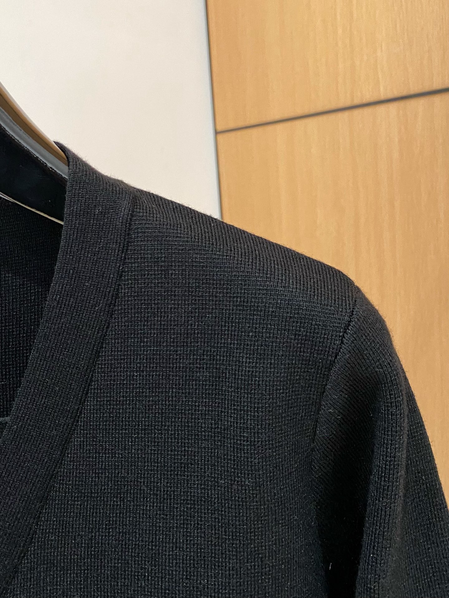 TB 25官网秋冬季最新款开衫毛衣，专柜同步在售爆款！特供羊毛混纺面料.手感舒适.可直接接触皮肤，log