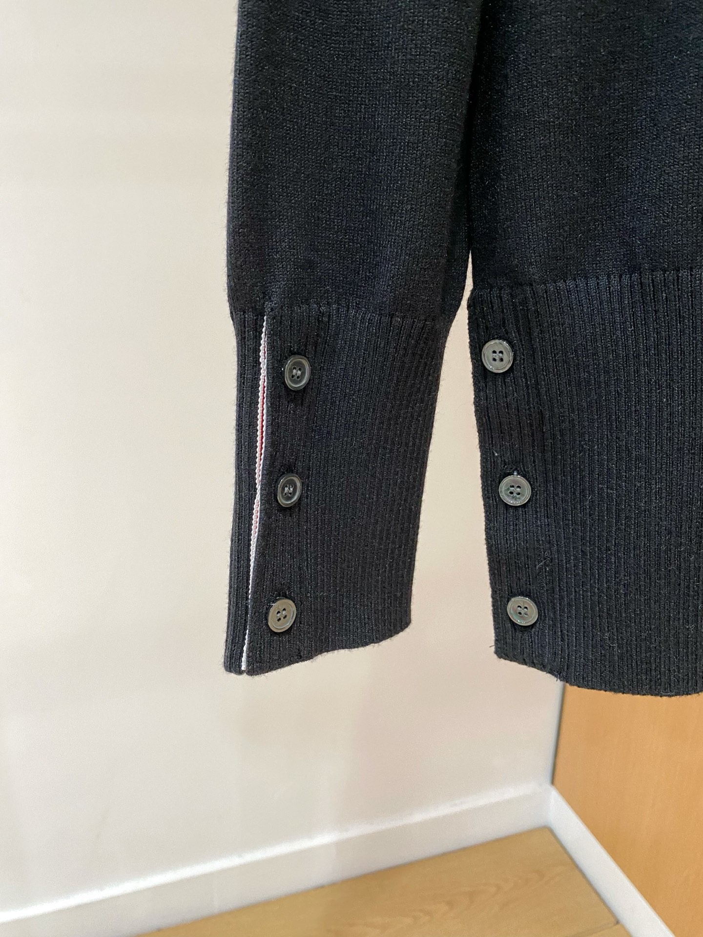 TB 25官网秋冬季最新款圆领毛衣，专柜同步在售爆款！特供羊毛混纺面料.手感舒适.可直接接触皮肤，log