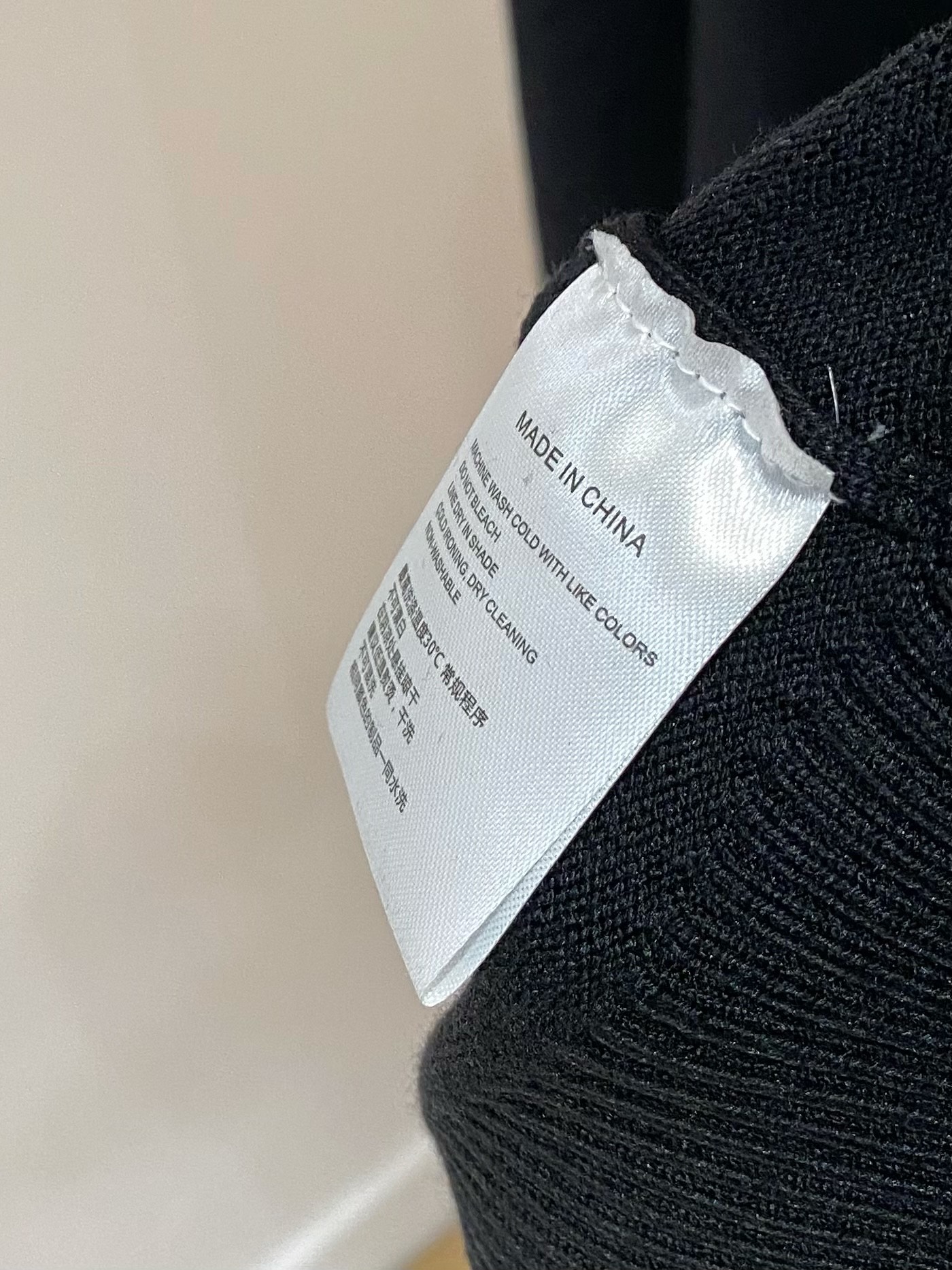 TB 25官网秋冬季最新款圆领毛衣，专柜同步在售爆款！特供羊毛混纺面料.手感舒适.可直接接触皮肤，log