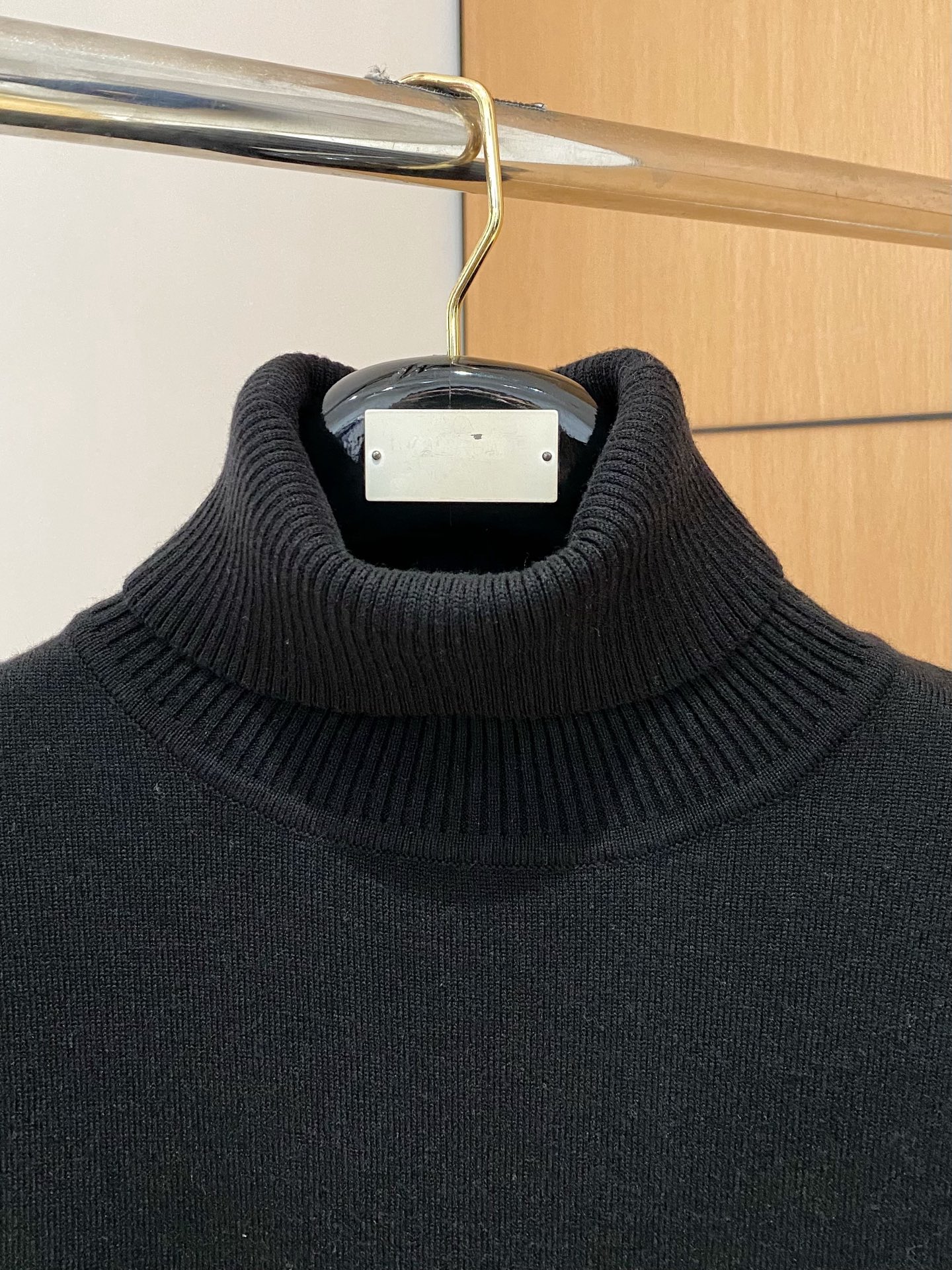 TB 2025秋冬新款高领毛衣 专柜同步 采用羊毛+天丝，时尚经典本色提花logo针织 秋冬必备款精致简