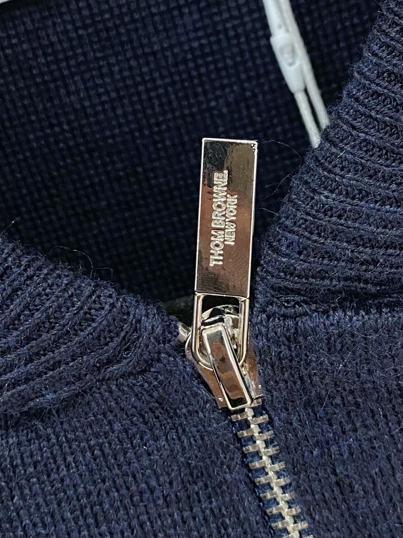 TB 25官网秋冬季最新款开衫毛衣，专柜同步在售爆款！特供羊毛混纺面料.手感舒适.可直接接触皮肤，log