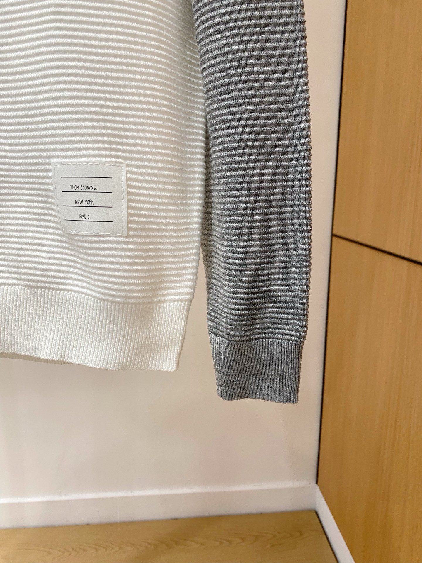 TB 25官网秋冬季最新款圆领毛衣，专柜同步在售爆款！特供羊毛混纺面料.手感舒适.可直接接触皮肤，log