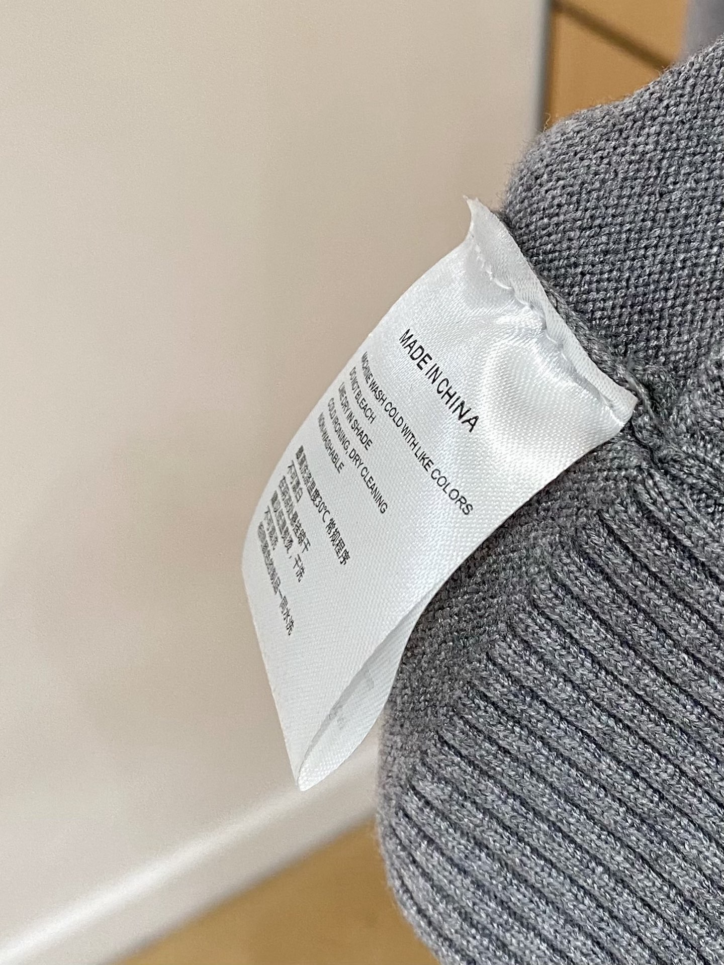 TB 25官网秋冬季最新款圆领毛衣，专柜同步在售爆款！特供羊毛混纺面料.手感舒适.可直接接触皮肤，log