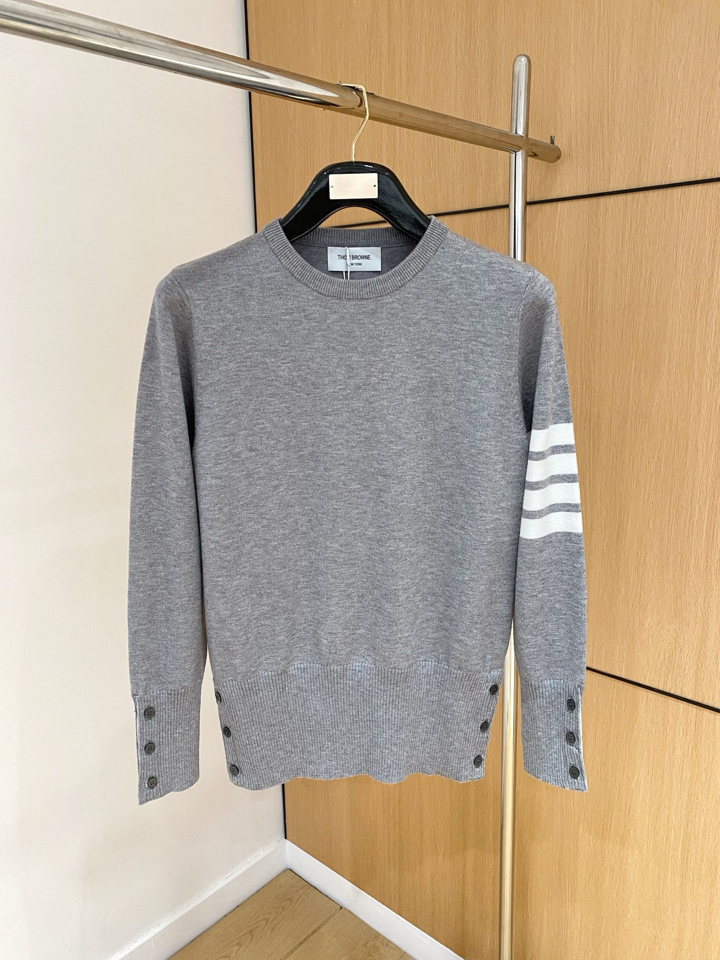 TB 25官网秋冬季最新款圆领毛衣，专柜同步在售爆款！特供羊毛混纺面料.手感舒适.可直接接触皮肤，log