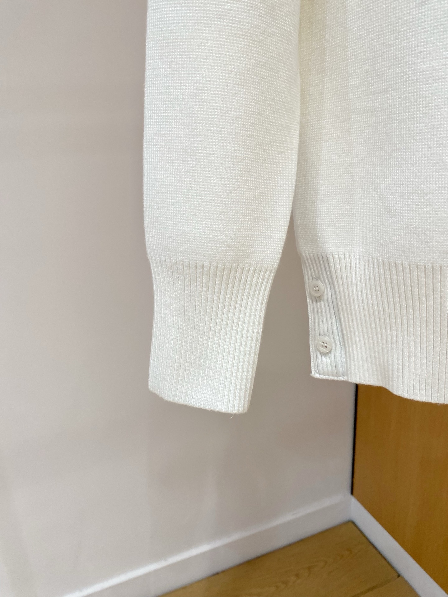 TB 25官网秋冬季最新款圆领毛衣，专柜同步在售爆款！特供羊毛混纺面料.手感舒适.可直接接触皮肤，log