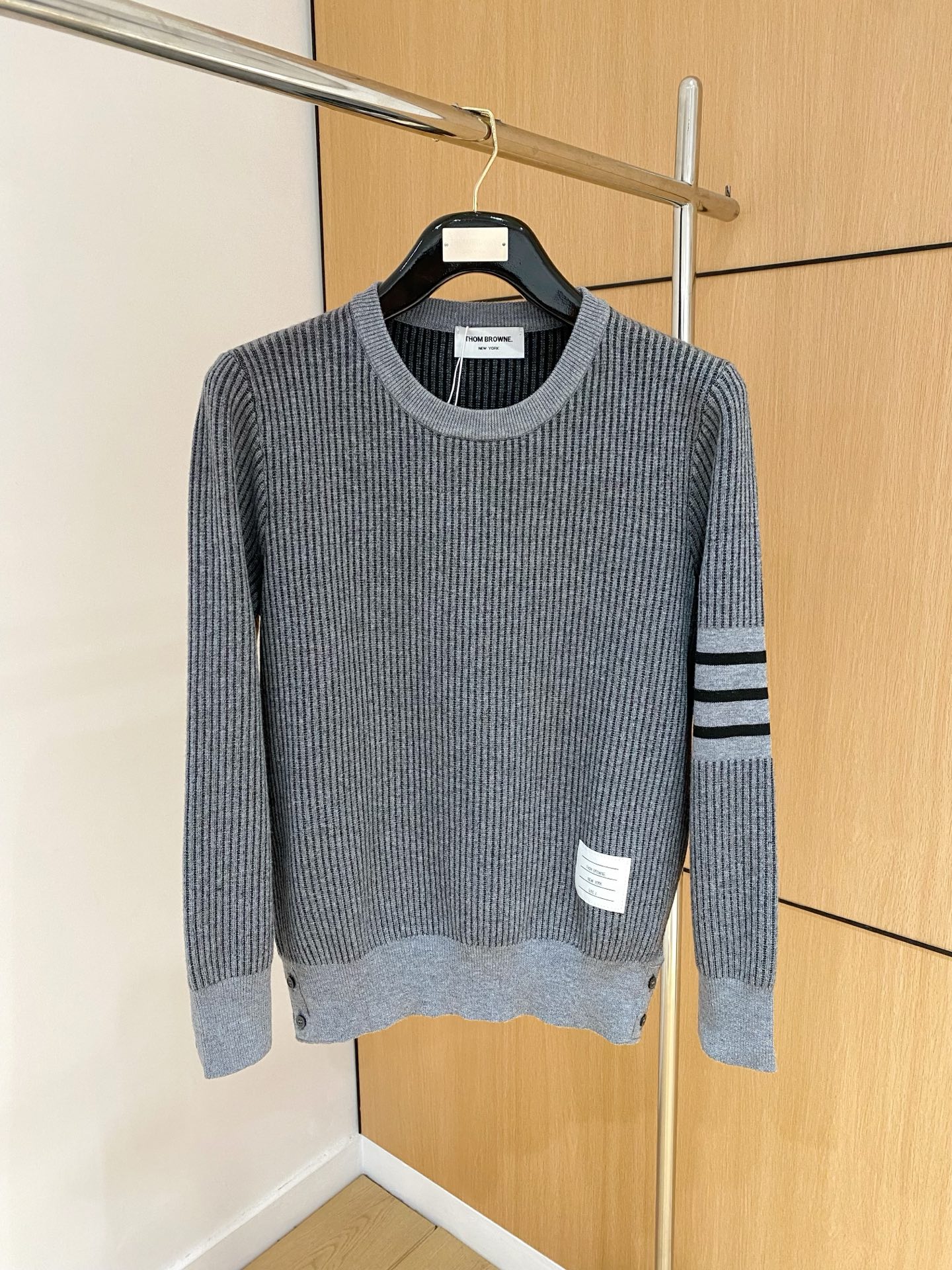 TB 25官网秋冬季最新款圆领毛衣，专柜同步在售爆款！特供羊毛混纺面料.手感舒适.可直接接触皮肤，log