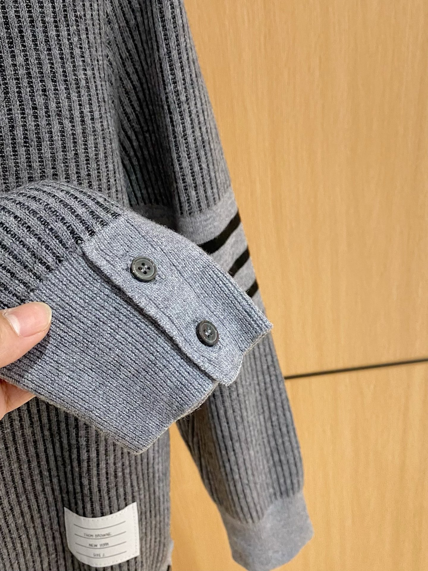 TB 25官网秋冬季最新款圆领毛衣，专柜同步在售爆款！特供羊毛混纺面料.手感舒适.可直接接触皮肤，log