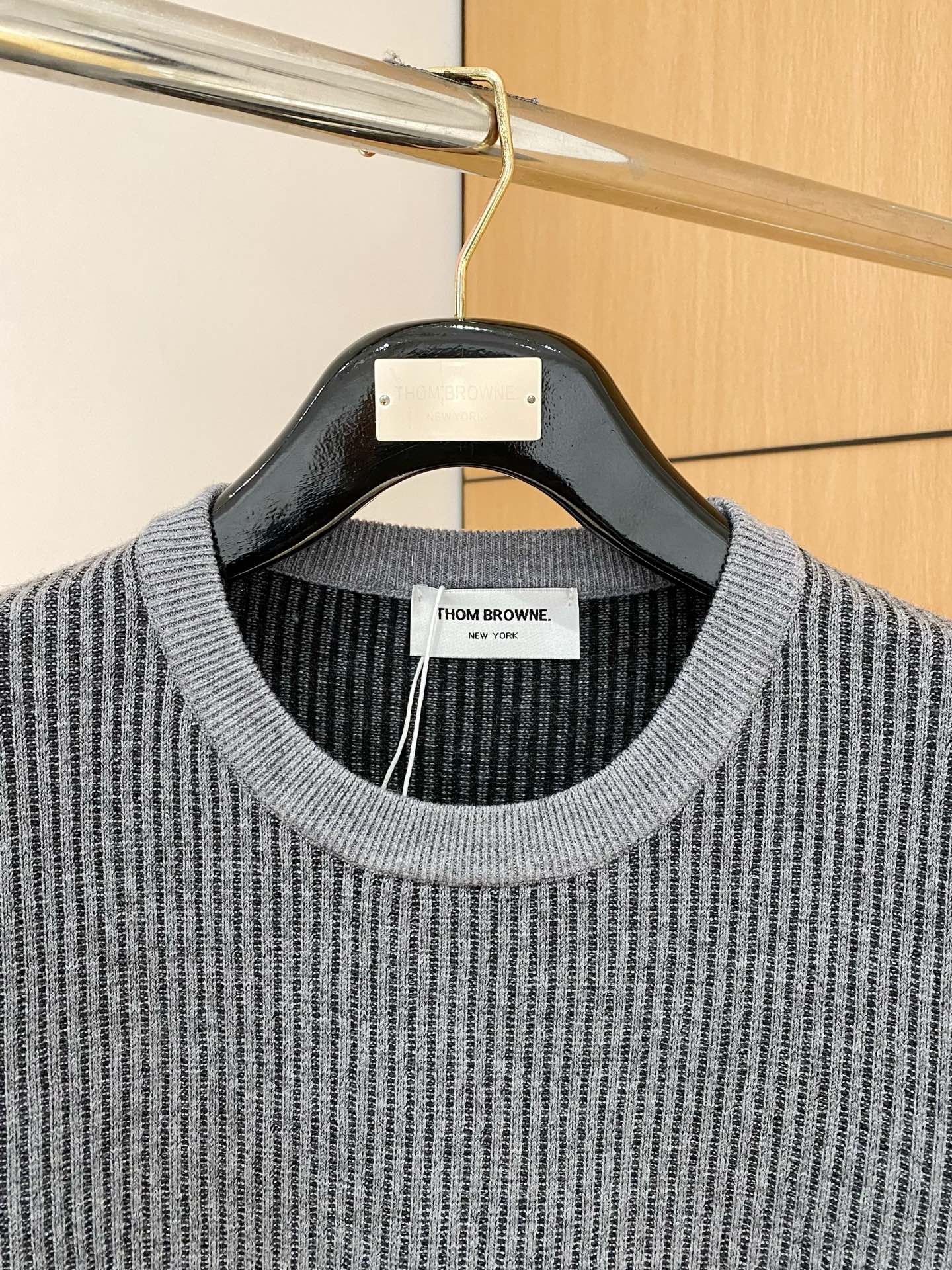 TB 25官网秋冬季最新款圆领毛衣，专柜同步在售爆款！特供羊毛混纺面料.手感舒适.可直接接触皮肤，log