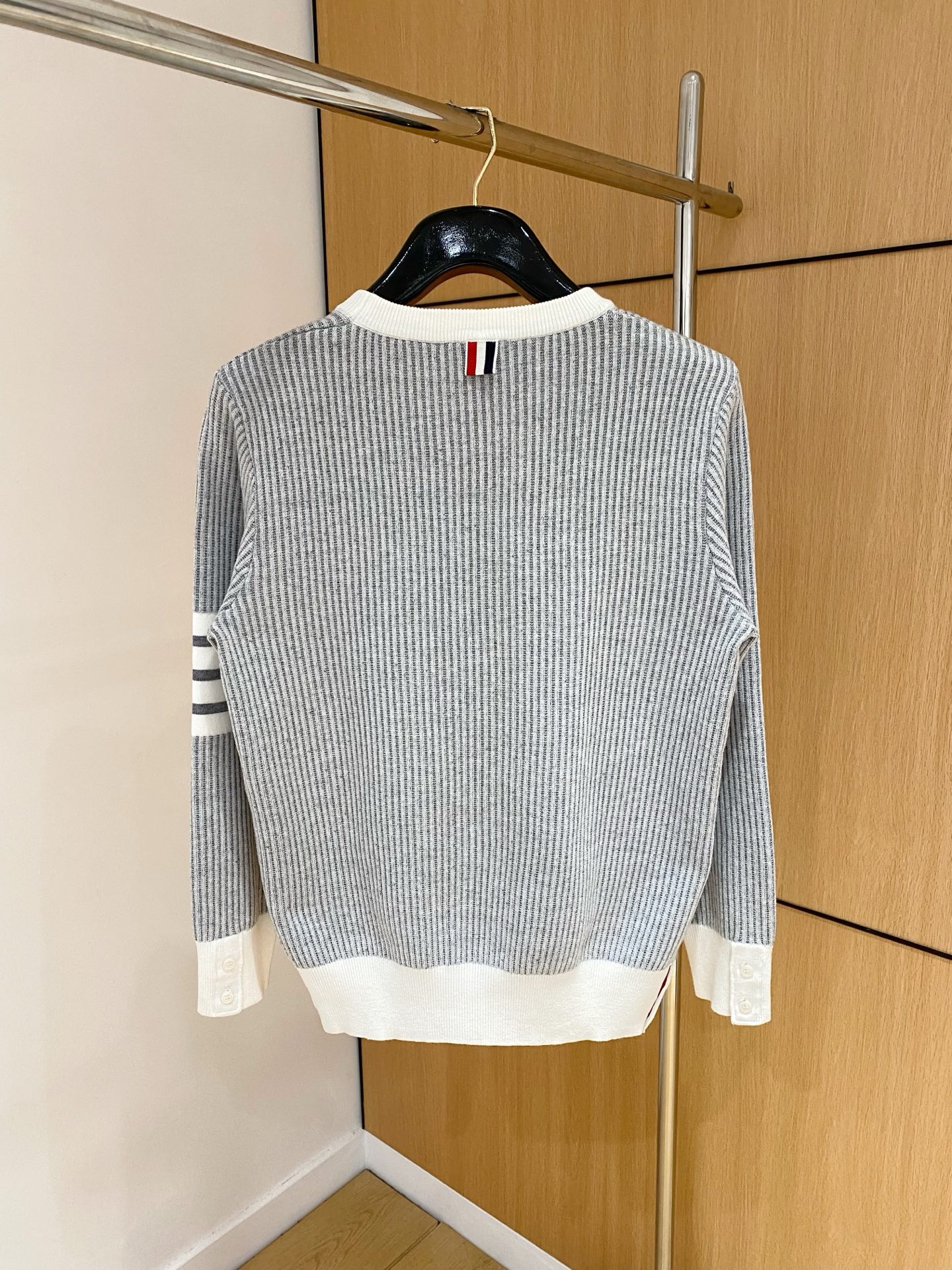 TB 25官网秋冬季最新款圆领毛衣，专柜同步在售爆款！特供羊毛混纺面料.手感舒适.可直接接触皮肤，log