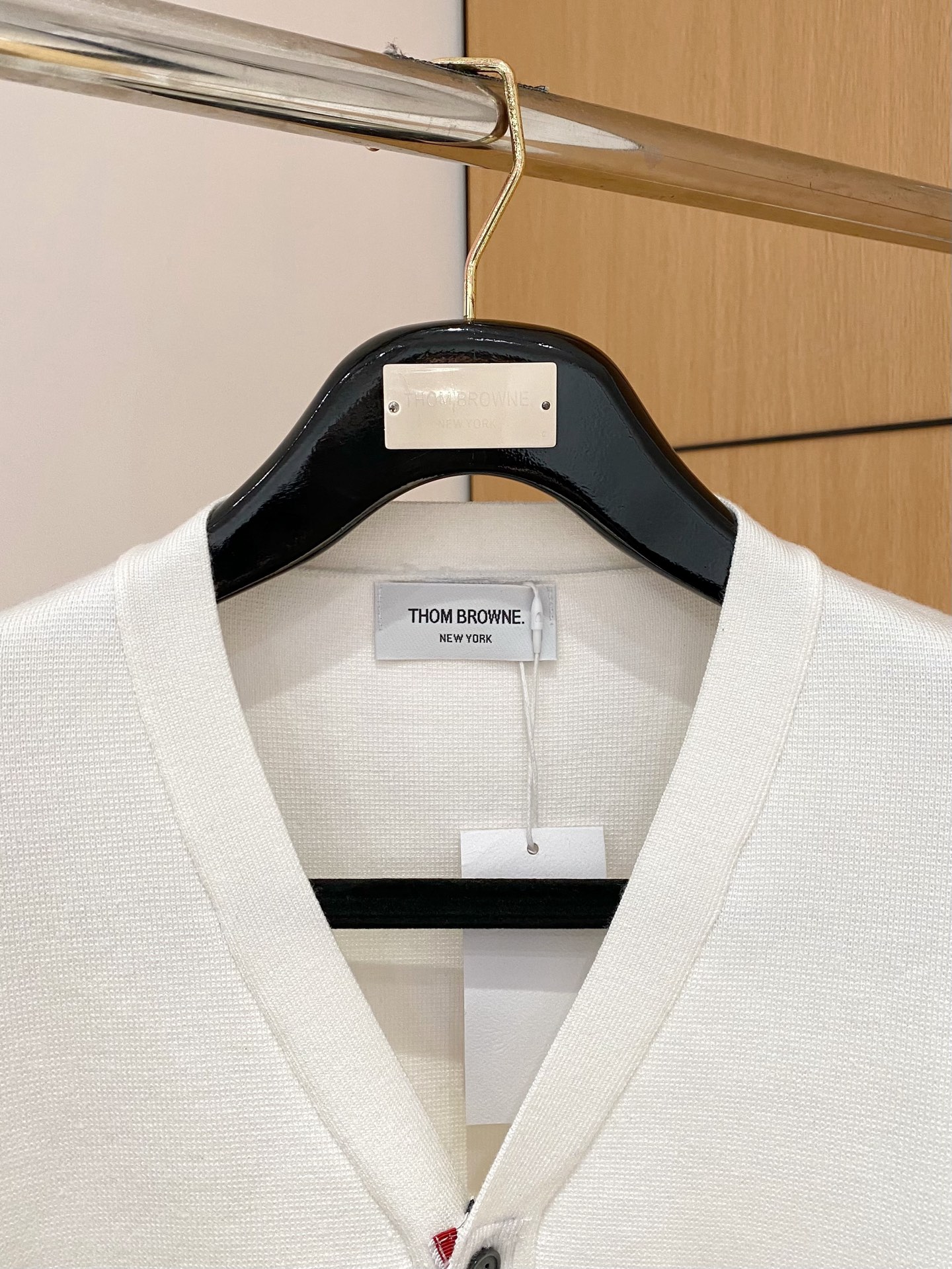 TB 25官网秋冬季最新款开衫毛衣，专柜同步在售爆款！特供羊毛混纺面料.手感舒适.可直接接触皮肤，log