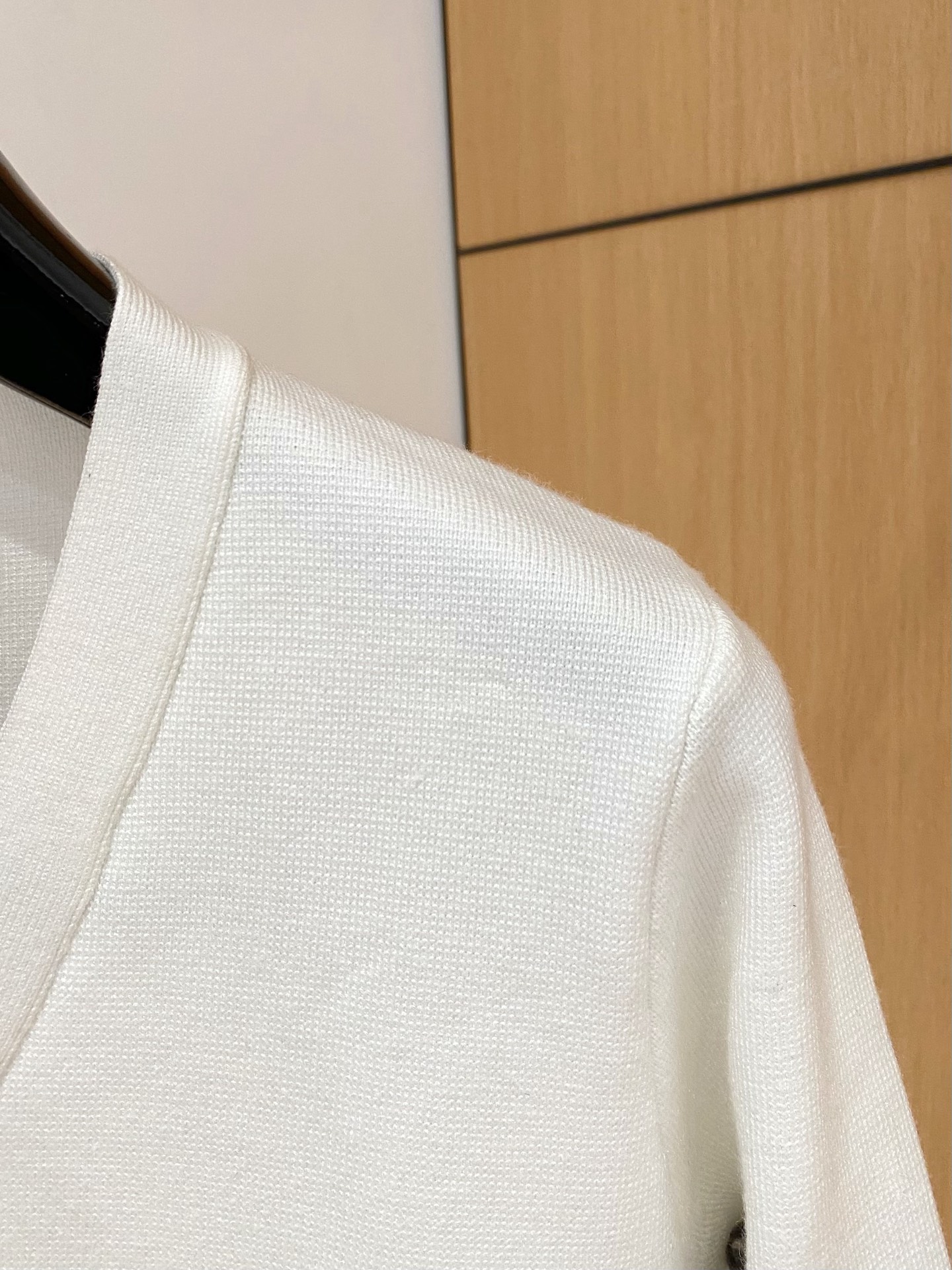 TB 25官网秋冬季最新款开衫毛衣，专柜同步在售爆款！特供羊毛混纺面料.手感舒适.可直接接触皮肤，log