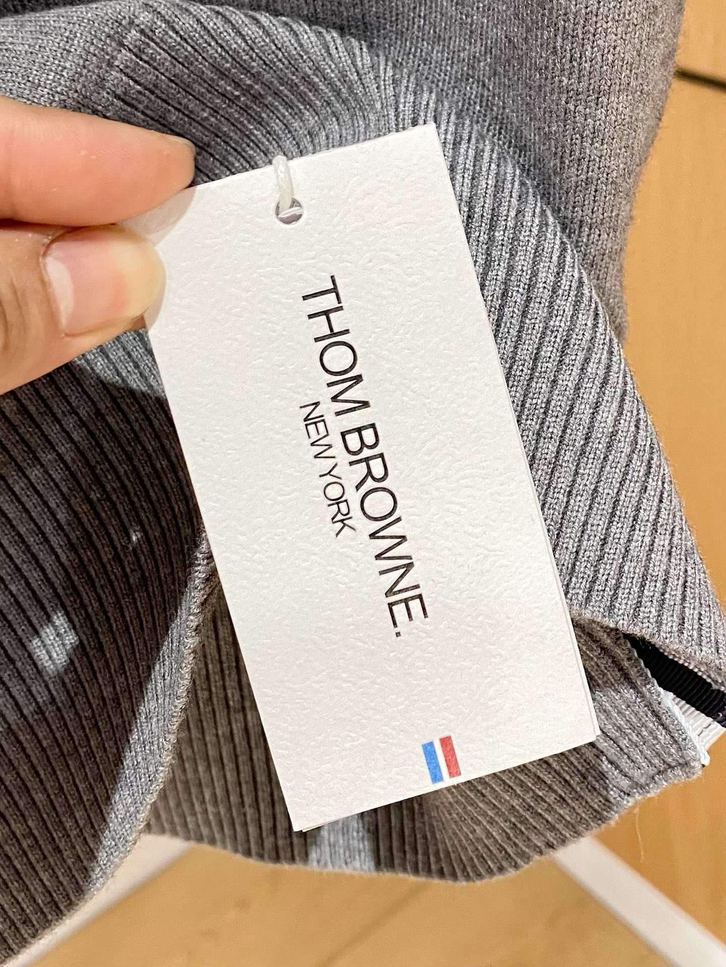 TB 2025秋冬新款高领毛衣 专柜同步 采用羊毛+天丝，时尚经典本色提花logo针织 秋冬必备款精致简