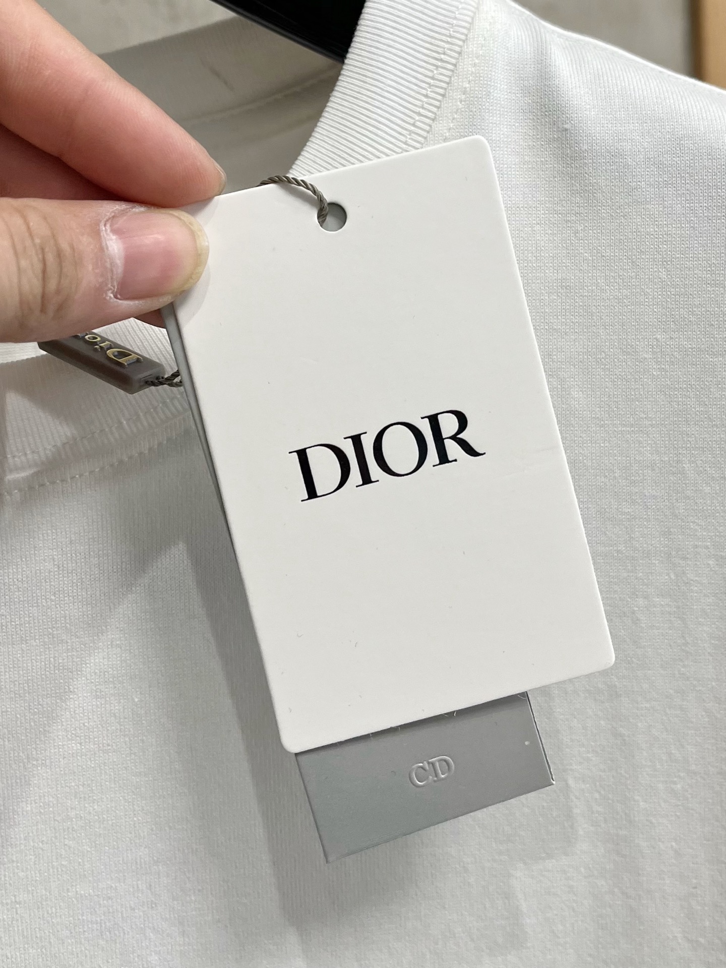  迪奥 2025春夏新款 字母logo圆领短袖t恤，春夏休闲穿搭必不可少，原版纯棉面料。完完全全体现在高