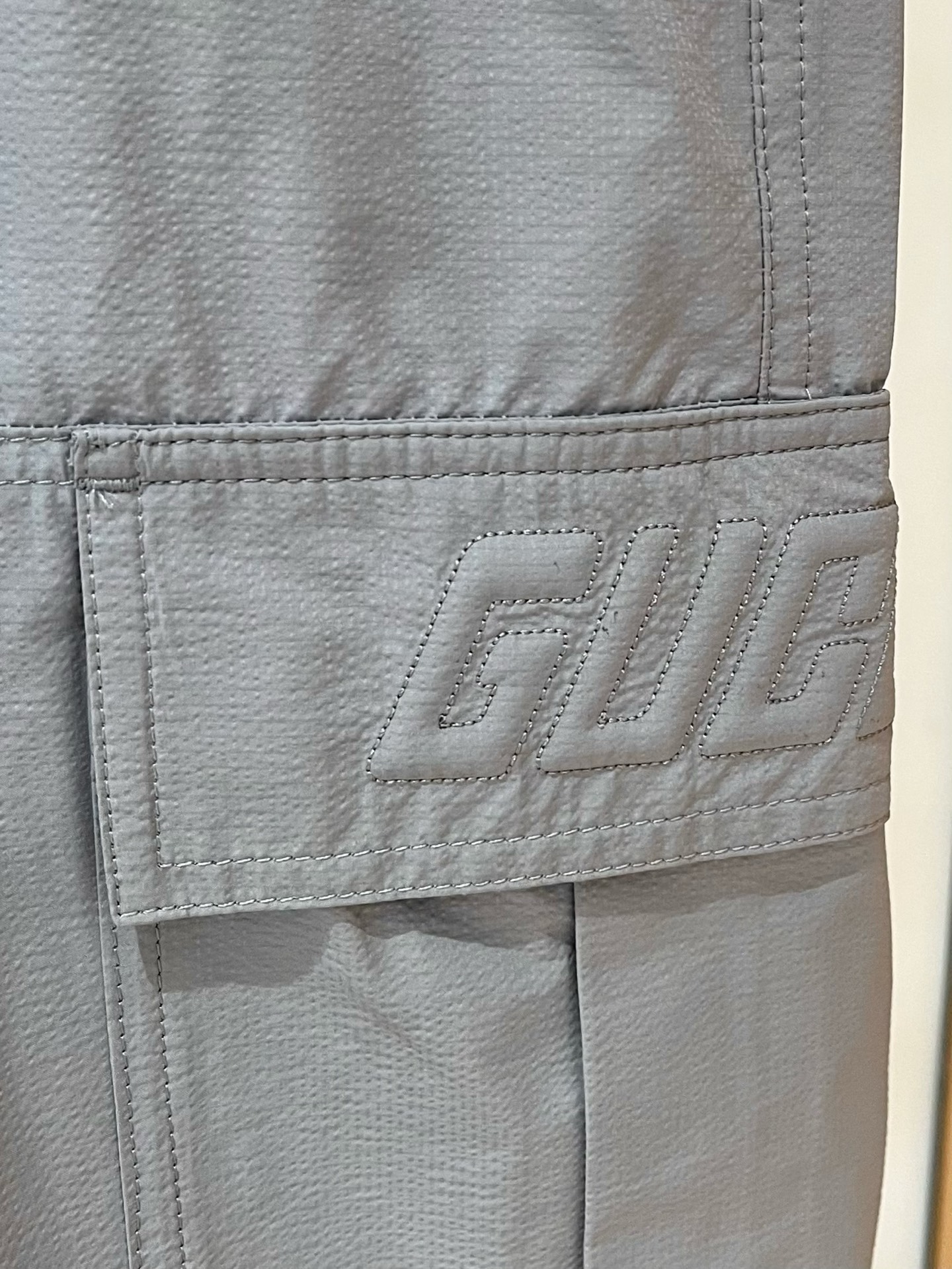 “Men’s High-Performance Thongs: Perfect Fit for Fashion and Outdoor Exercise in Black, Blue, Grey” - 图片 8