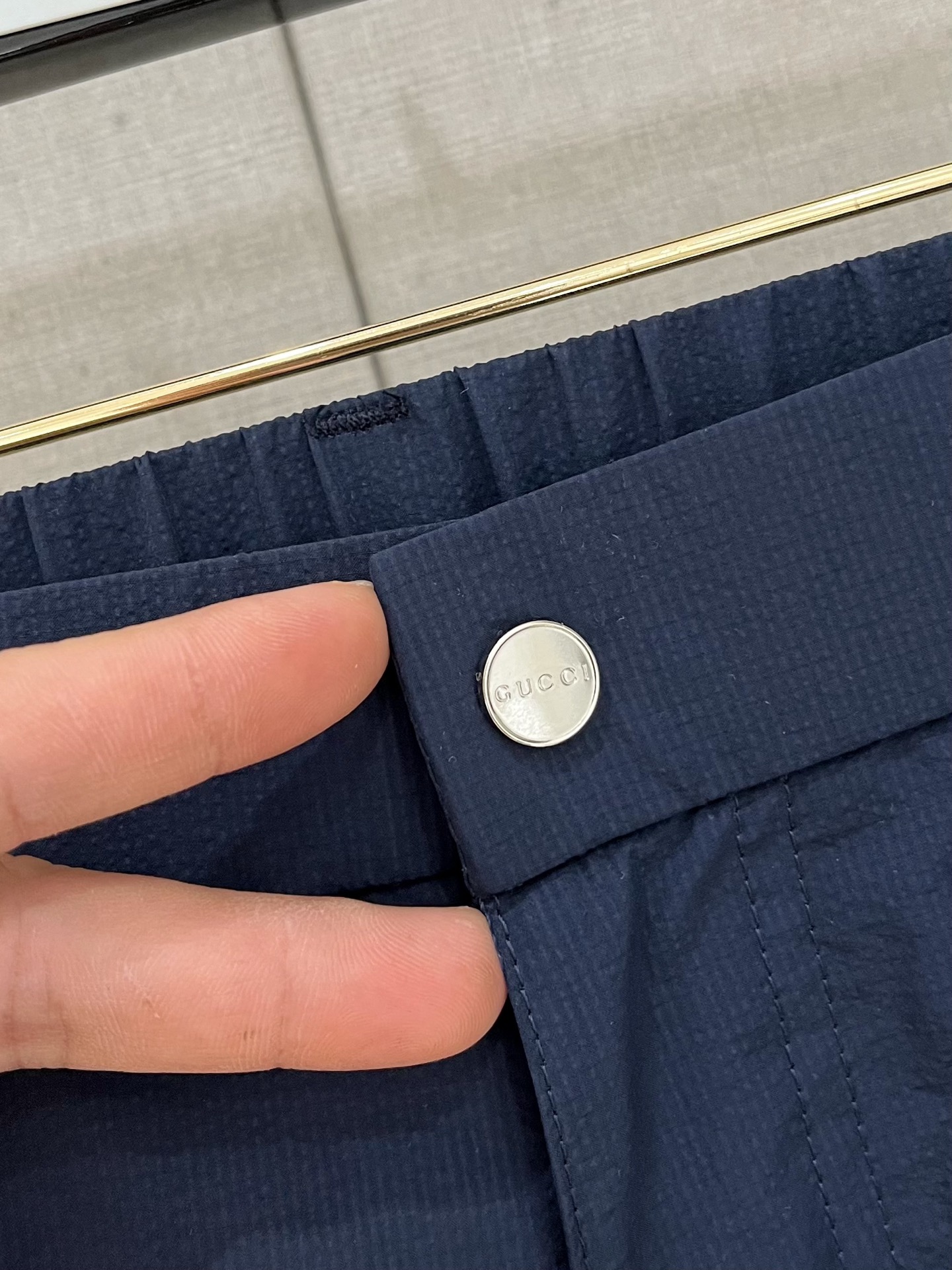 ❤️ GUCC1 男士精品休闲裤顶级面料休闲裤，最新款上身版型无敌正!绝对可以闭眼收的一款此款裤子非常百