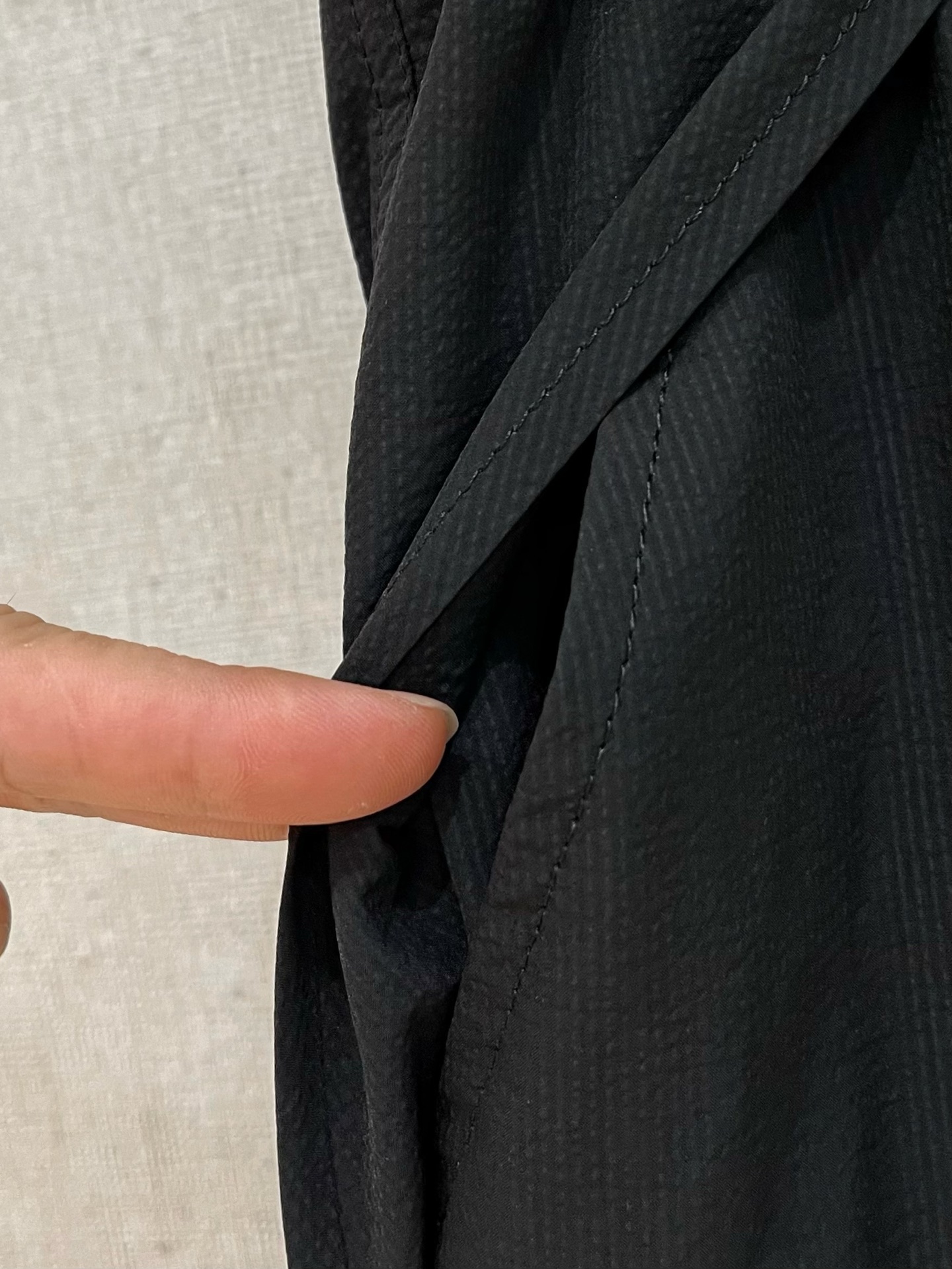 ❤️ GUCC1 男士精品休闲裤顶级面料休闲裤，最新款上身版型无敌正!绝对可以闭眼收的一款此款裤子非常百