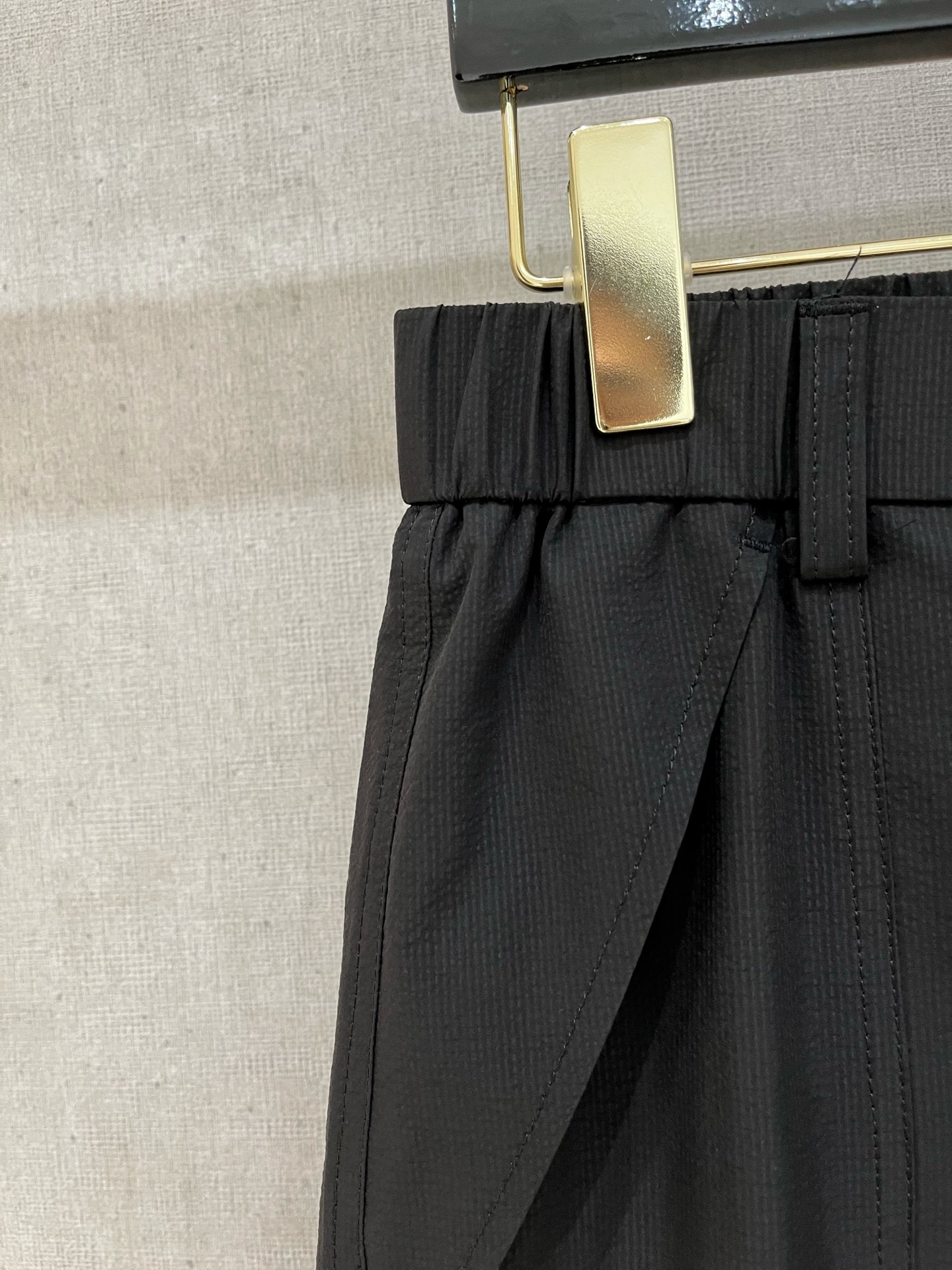 ❤️ GUCC1 男士精品休闲裤顶级面料休闲裤，最新款上身版型无敌正!绝对可以闭眼收的一款此款裤子非常百