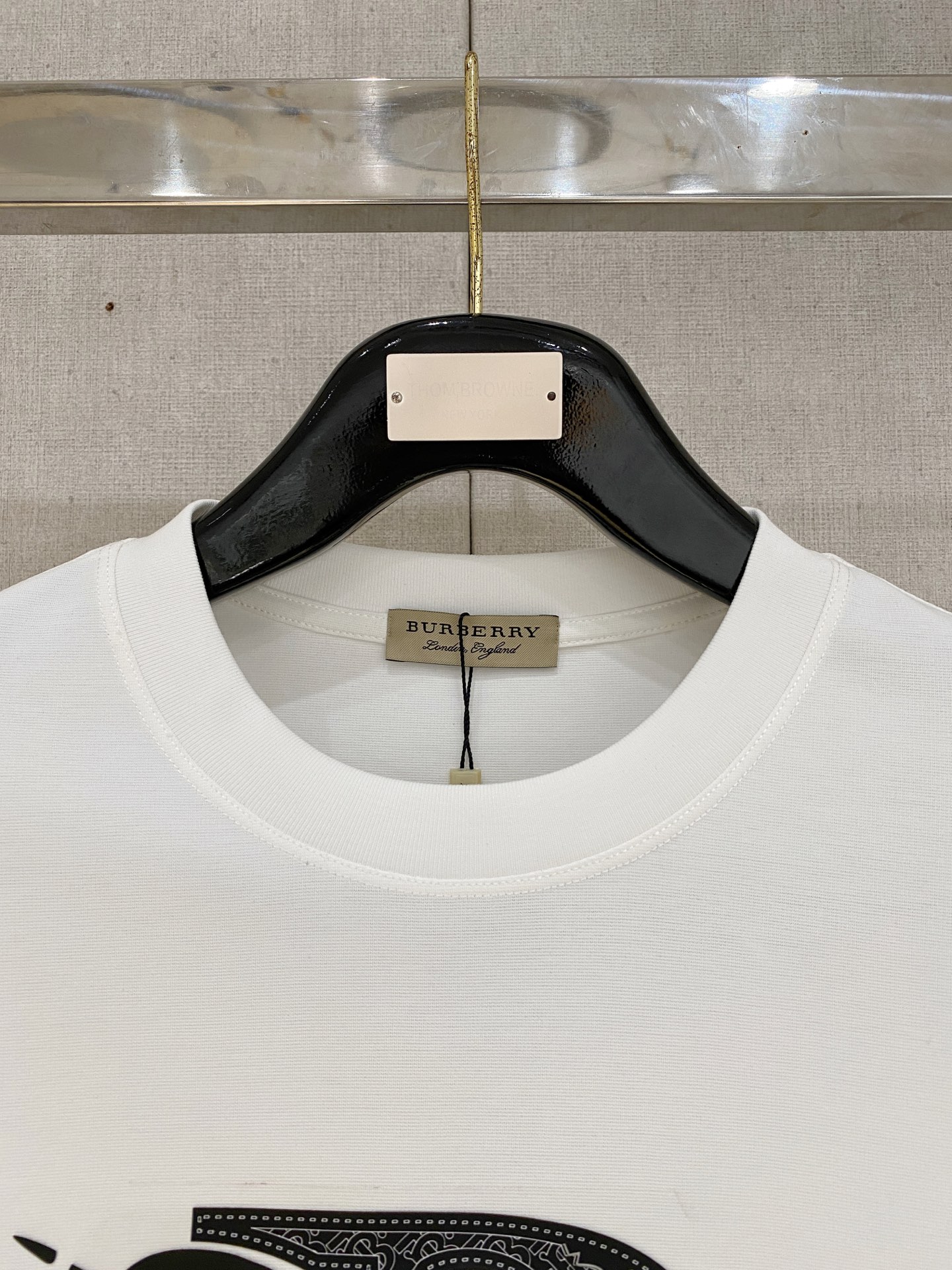 Burberry Classic Logo Print Cotton Short Sleeve T-Shirt - Stylish & Comfortable 3 i1745597257823 7736 0 1