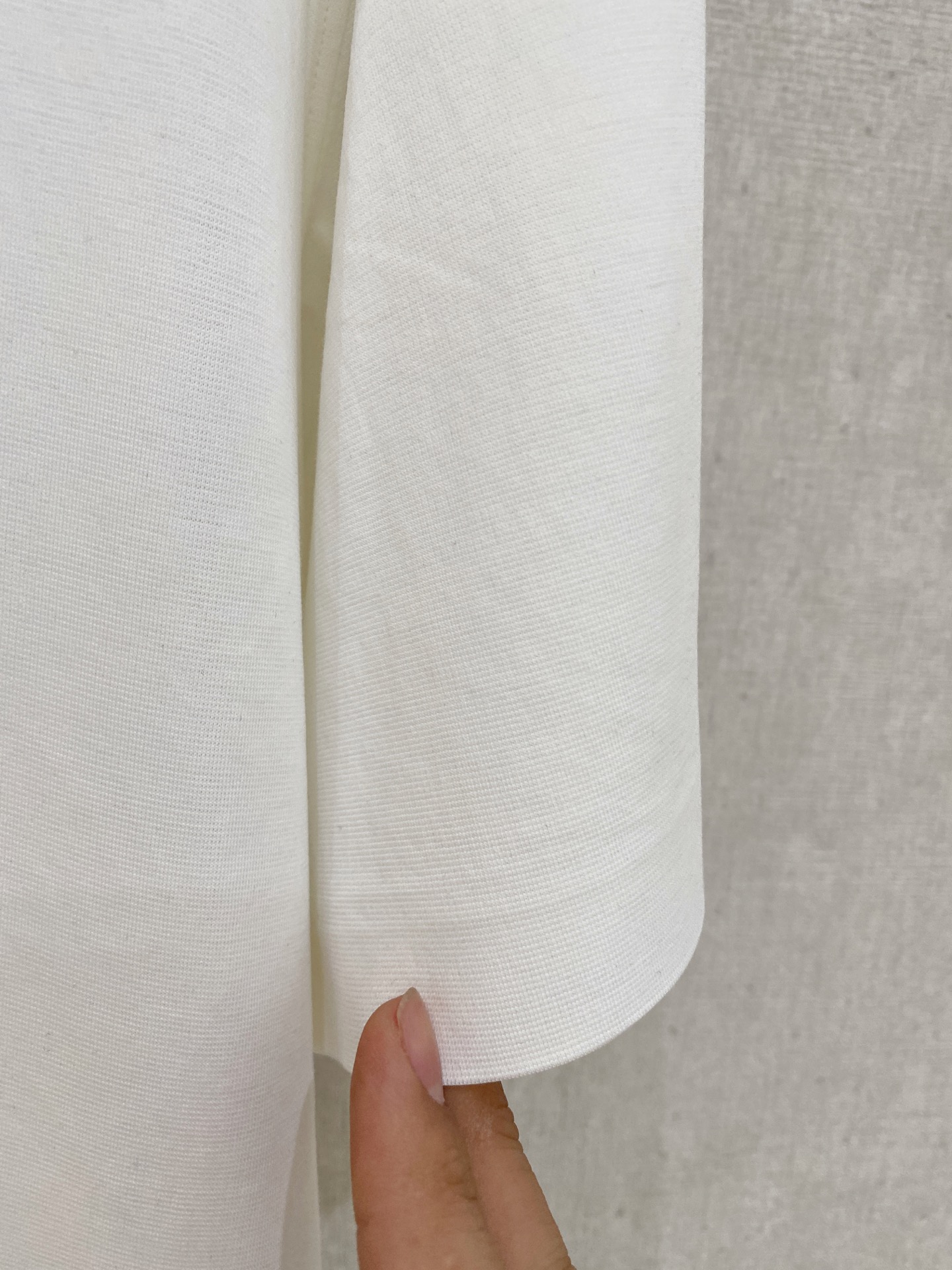 Burberry Classic Logo Print Cotton Short Sleeve T-Shirt - Stylish & Comfortable 8 i1745597257894 5972 0 6