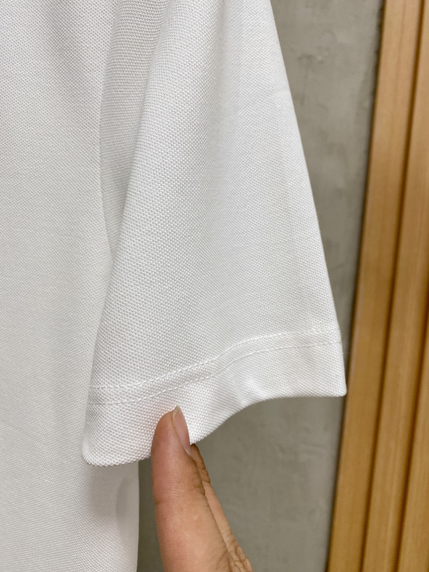 P巴宝莉25SS新款春夏短袖翻领T恤Polo，最高版本客供定制高端朱地面料简单时尚款，拼色螺纹超级好看！