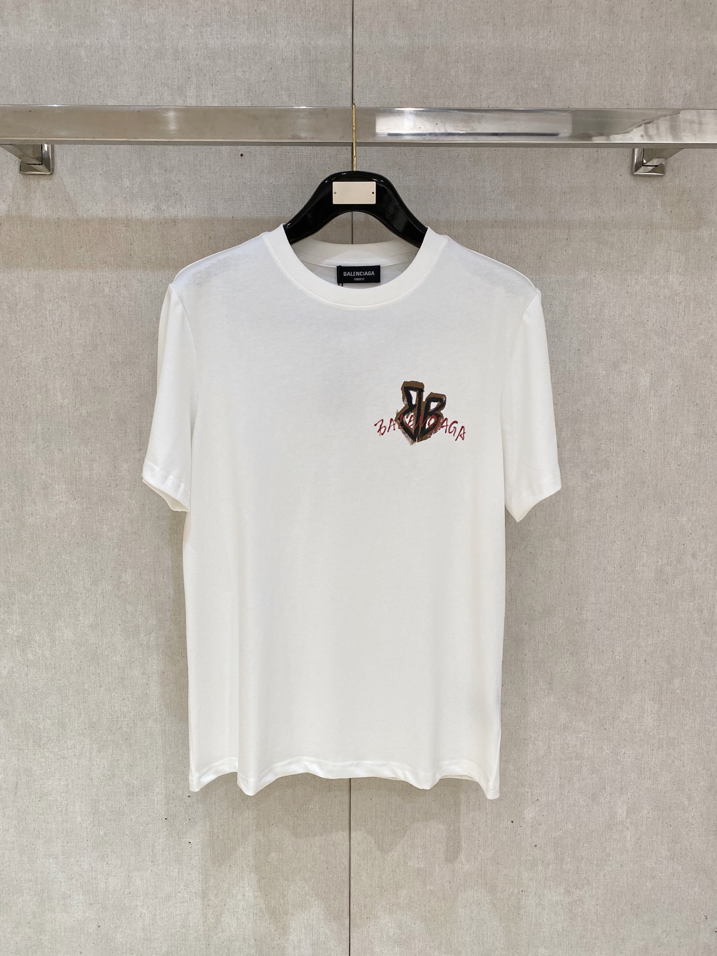 🌾退换# 巴黎世*BALENCIAGA 春夏新款首发专柜最新款短袖圆领T恤 手绘高端订制 设计前卫时尚！