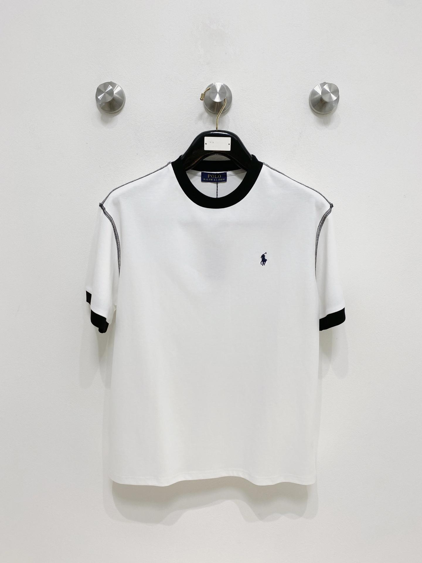 NO:496793,Paul Spring and summer new simple and versatile top imported private goods knitted round neck short sleeves, high-end heavy-industrial jacquard short sleeve sweater, the counter style is fashionable and luxurious, the quality is unquestionable, the upper body effect is excellent, the same style on the luxury official website, the counter size M-xxxl,,T-shirt,alexander wang19860909保罗 春夏新款简约百搭顶级进口私货针织圆领短袖,高端重工提花短袖针织衫,专柜款时尚不失奢华 品质毋庸置疑 上身效果超赞,奢华官网同款 专柜尺码M-xxxl,,T-shirt,alexander wang,Men's clothing