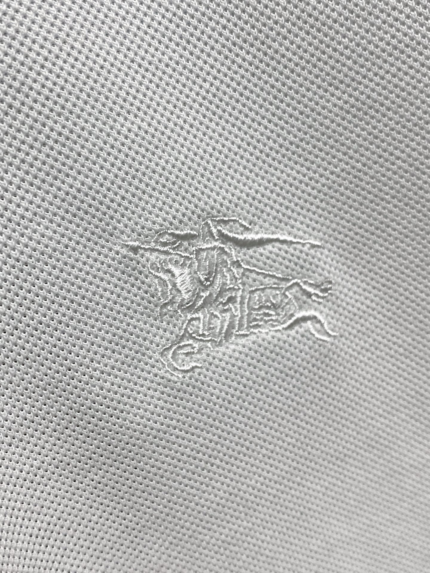  巴宝莉 2025ss夏季新款字母logo男士翻领Polo衫！经典商务男款，高端男装的天花板级别的商务男