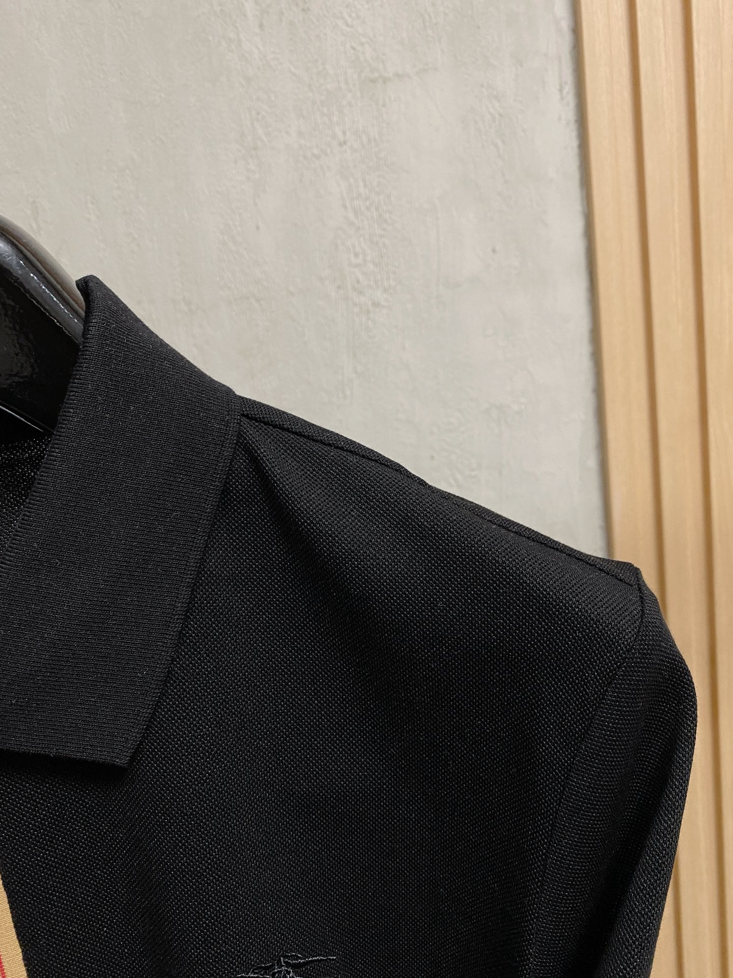  巴宝莉 2025ss夏季新款字母logo男士翻领Polo衫！经典商务男款，高端男装的天花板级别的商务男