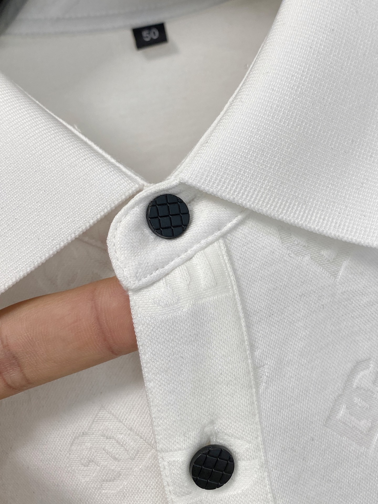P杜嘉班纳25ss春夏【新品】定制蚕丝面料丝滑透气！时尚经典翻领Polo短袖时尚单品设计，更加时尚舒适，