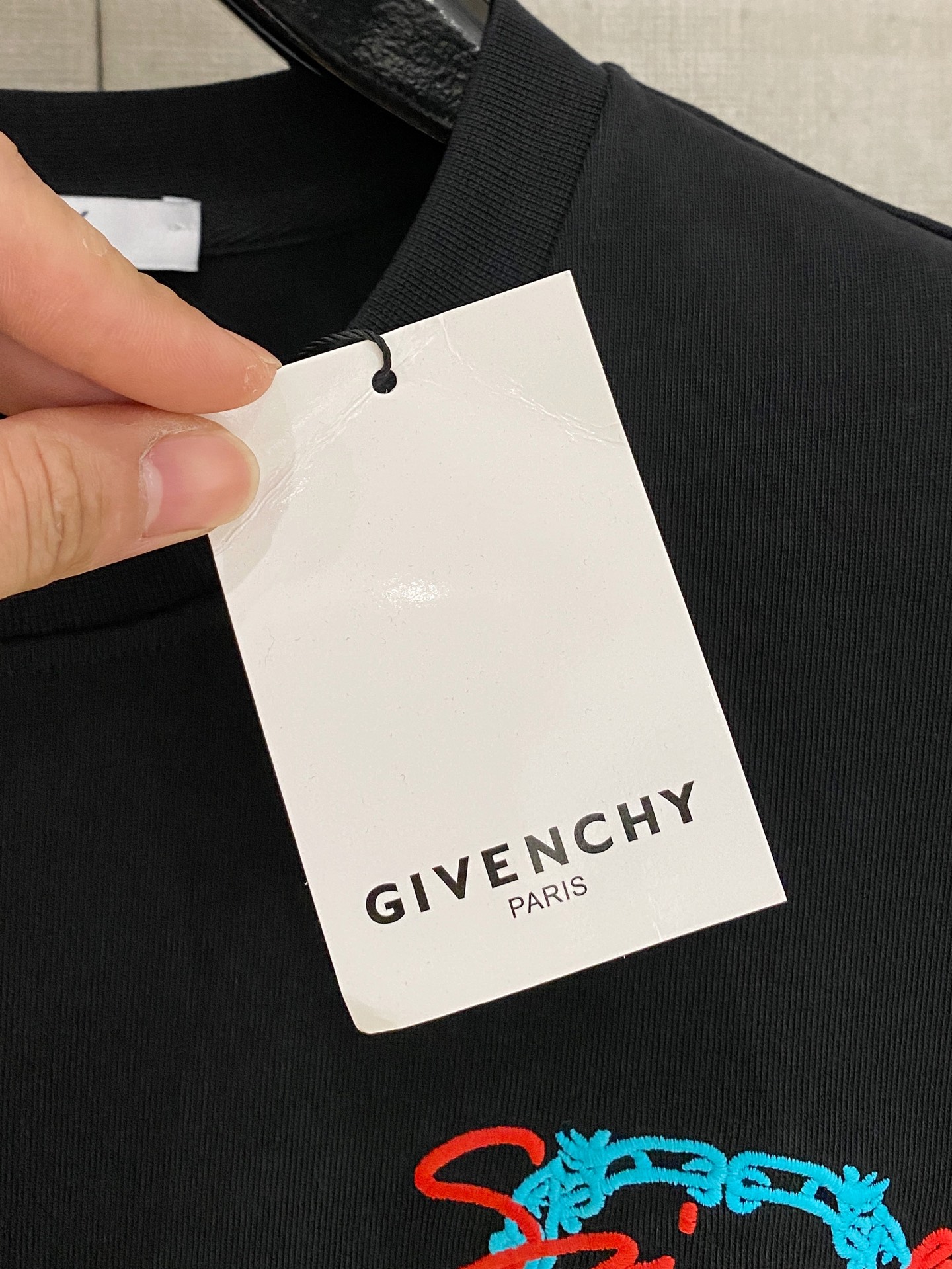 Givenchy Cotton Short Sleeve T-Shirt & Shorts Set - Heavyweight Embroidery 4 i1748358307498 3401 0 2